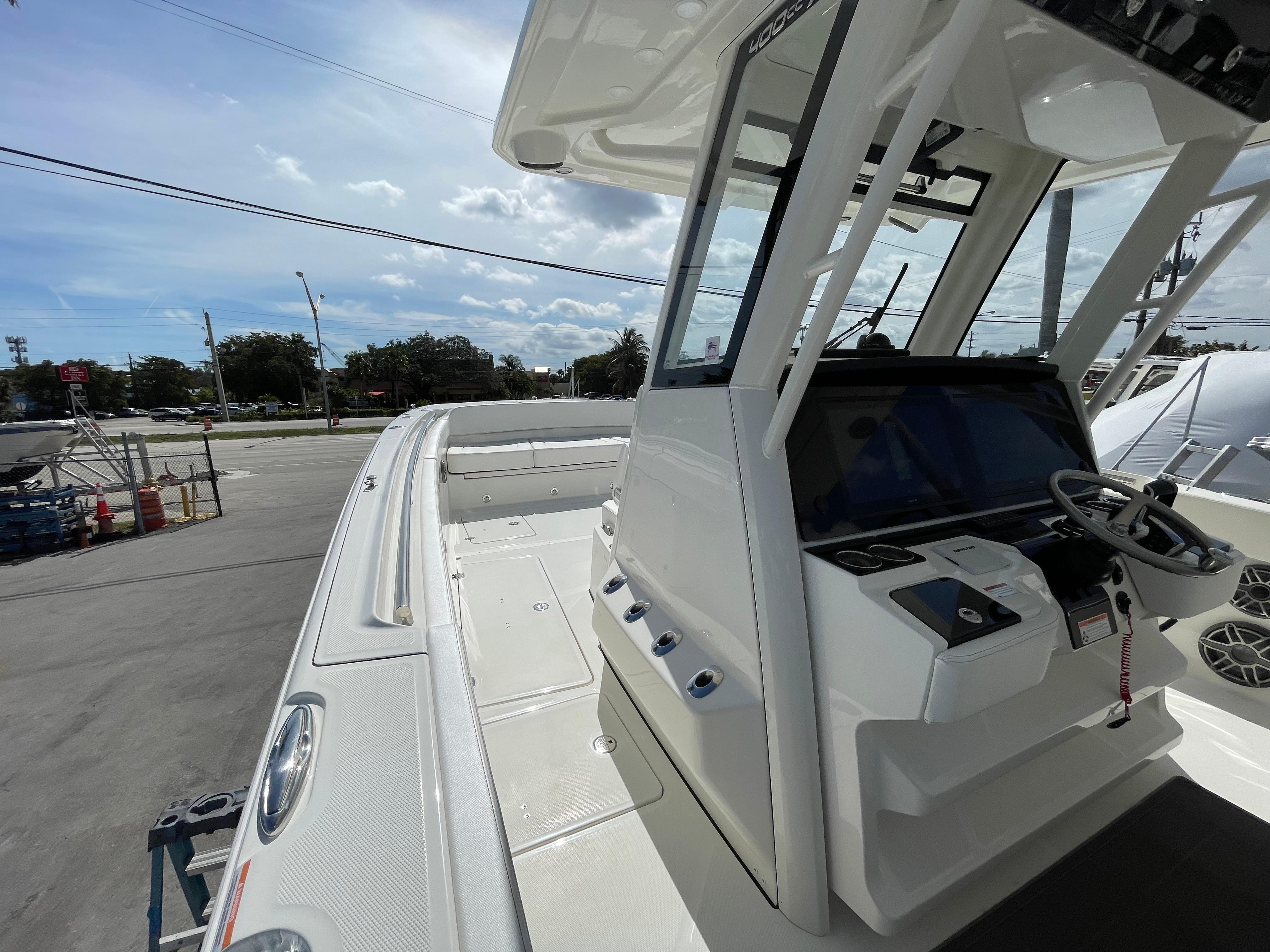 2024 World Cat 400 CC-X boat cockpit and helm station.