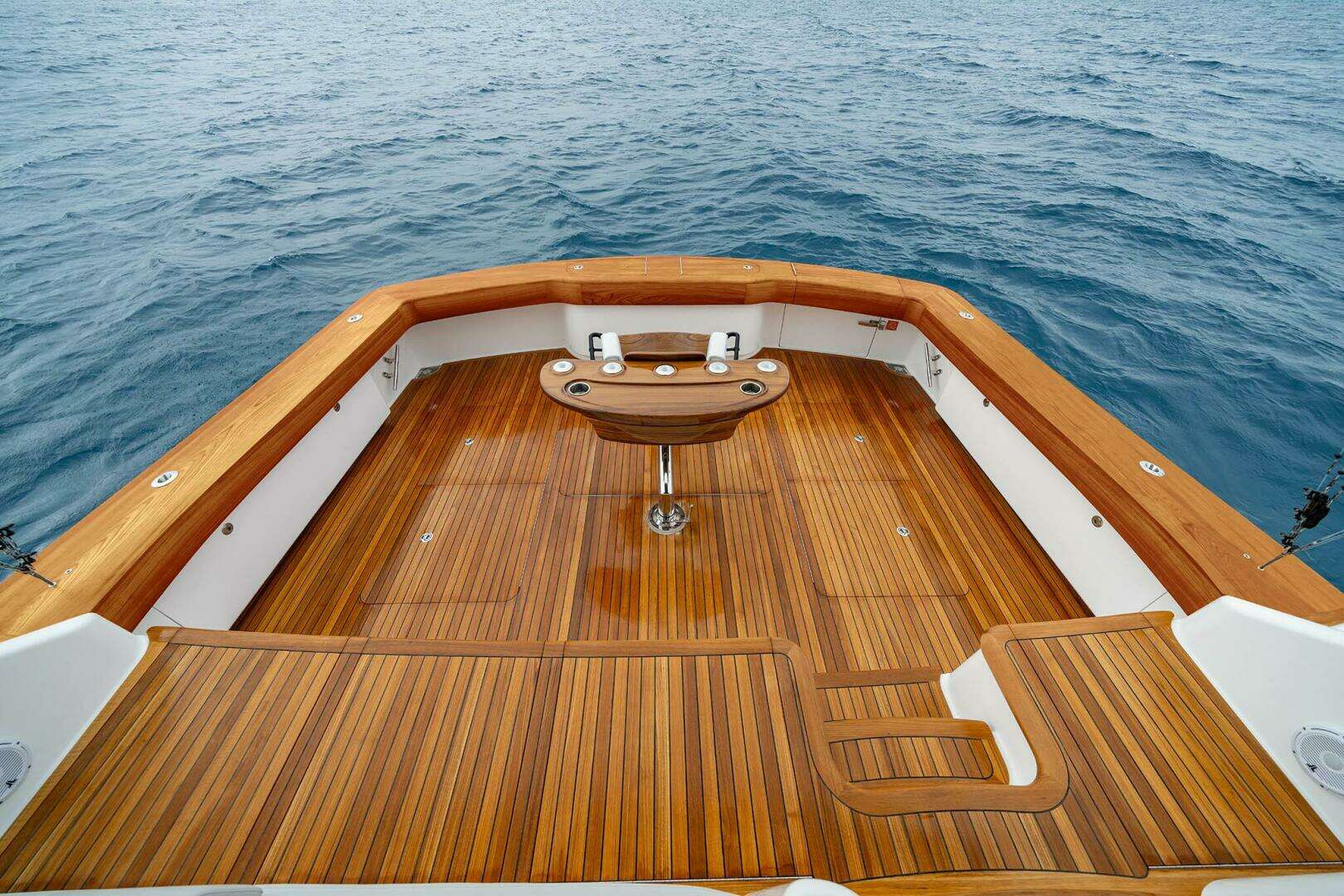 2027 Viking 74 Convertible - Image 4