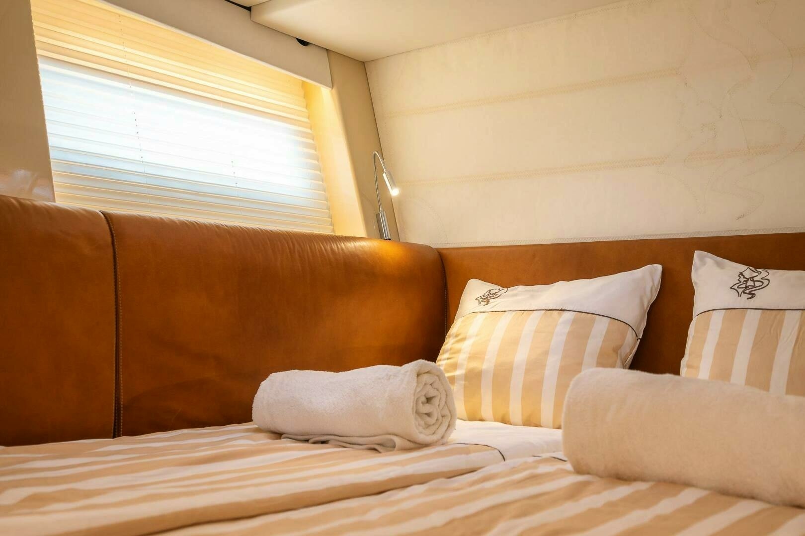 2014 Cyrus Yachts Custom - Image 29