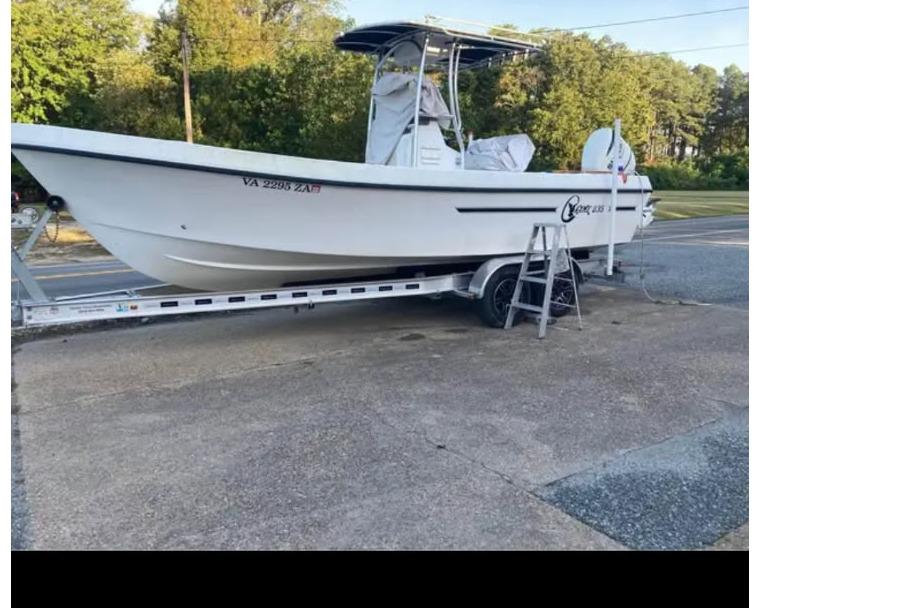 2011 C-Hawk 235 Center Console