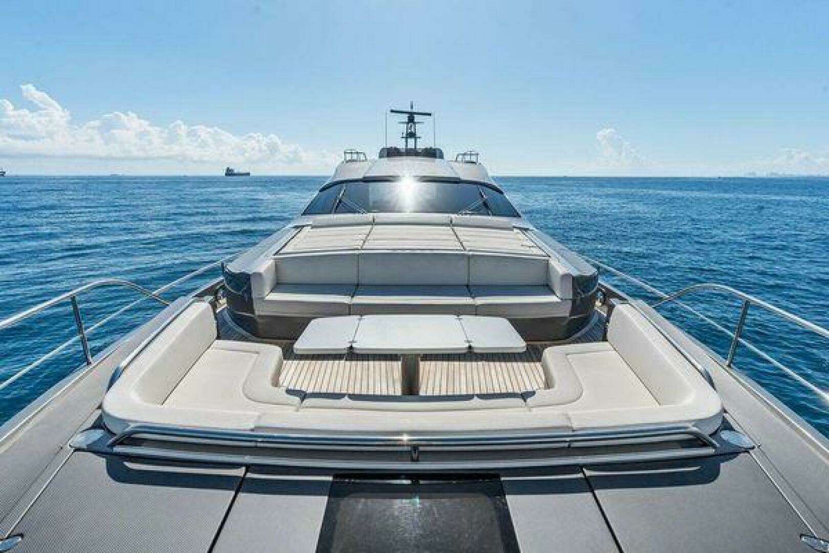 2019 Pershing — - Image 17