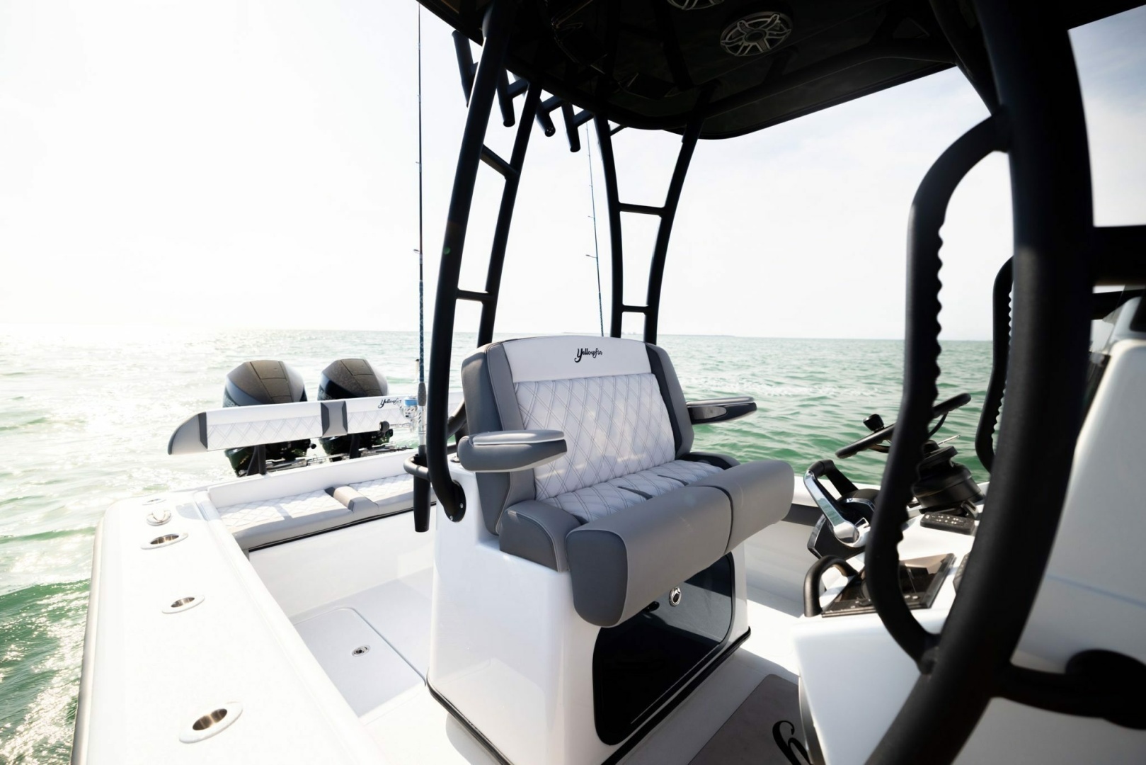 2027 Yellowfin 26 Hybrid - Image 5