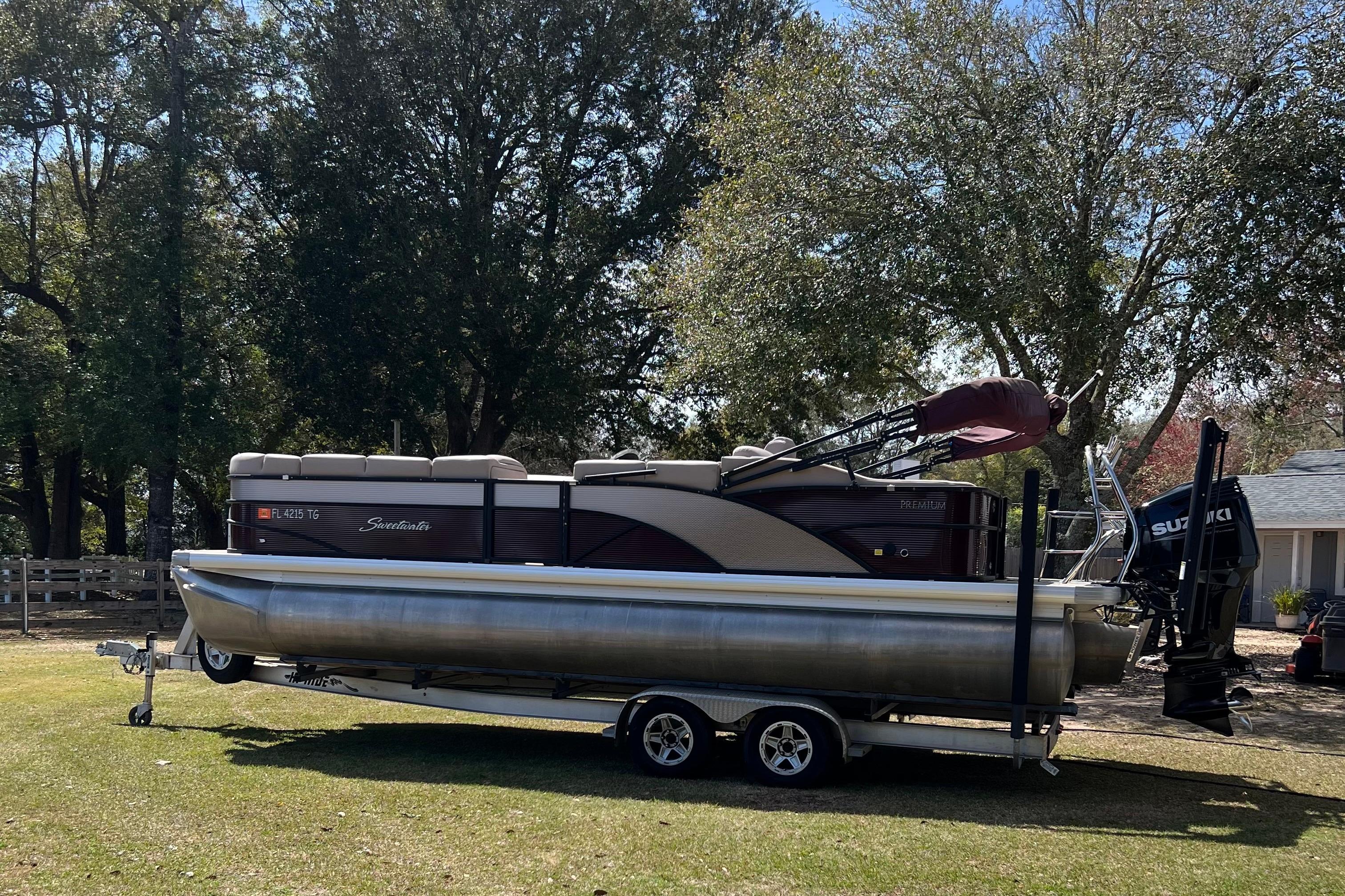 2018 Godfrey 255RL Premium E