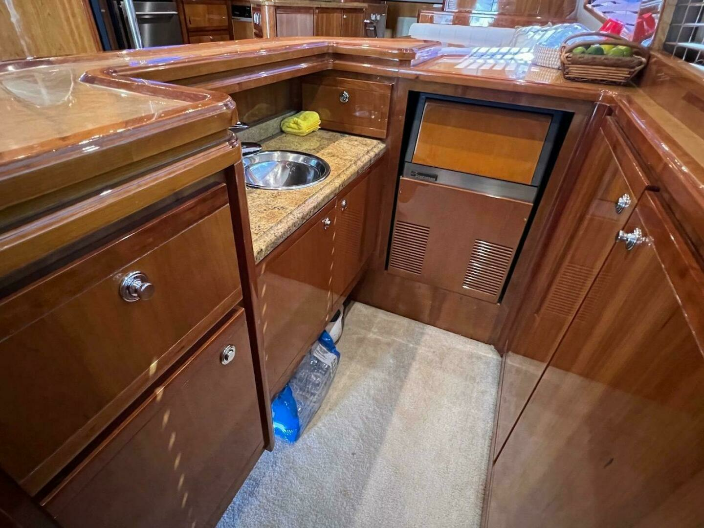 2004 Bertram 67 - Image 29