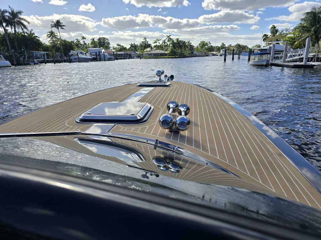 2002 Cruisers Cruisers / Cabriolet Royale 34 - 8