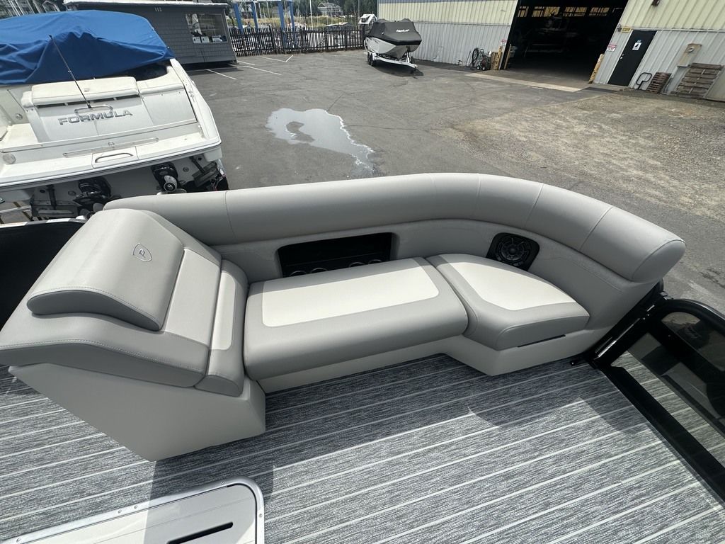 2026 Premier 230 Sunsation RF - CL - 11