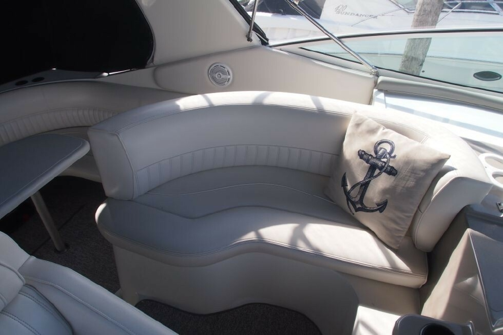 2002 Cruisers Yachts 3572 - Image 8