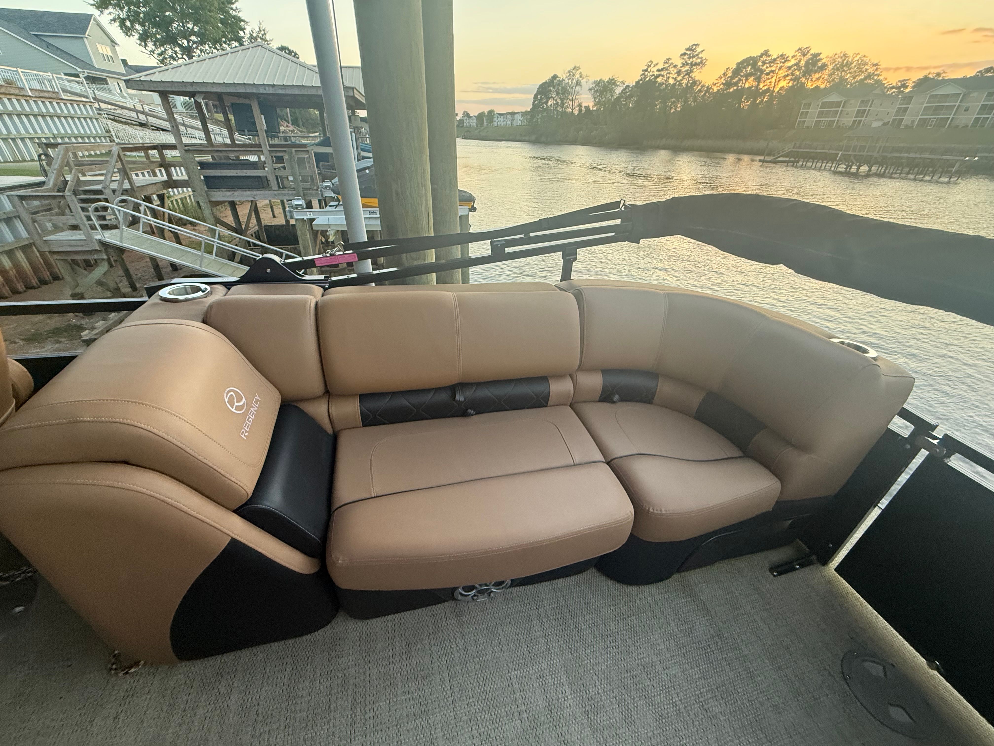 2023 Regency R250 L - 7