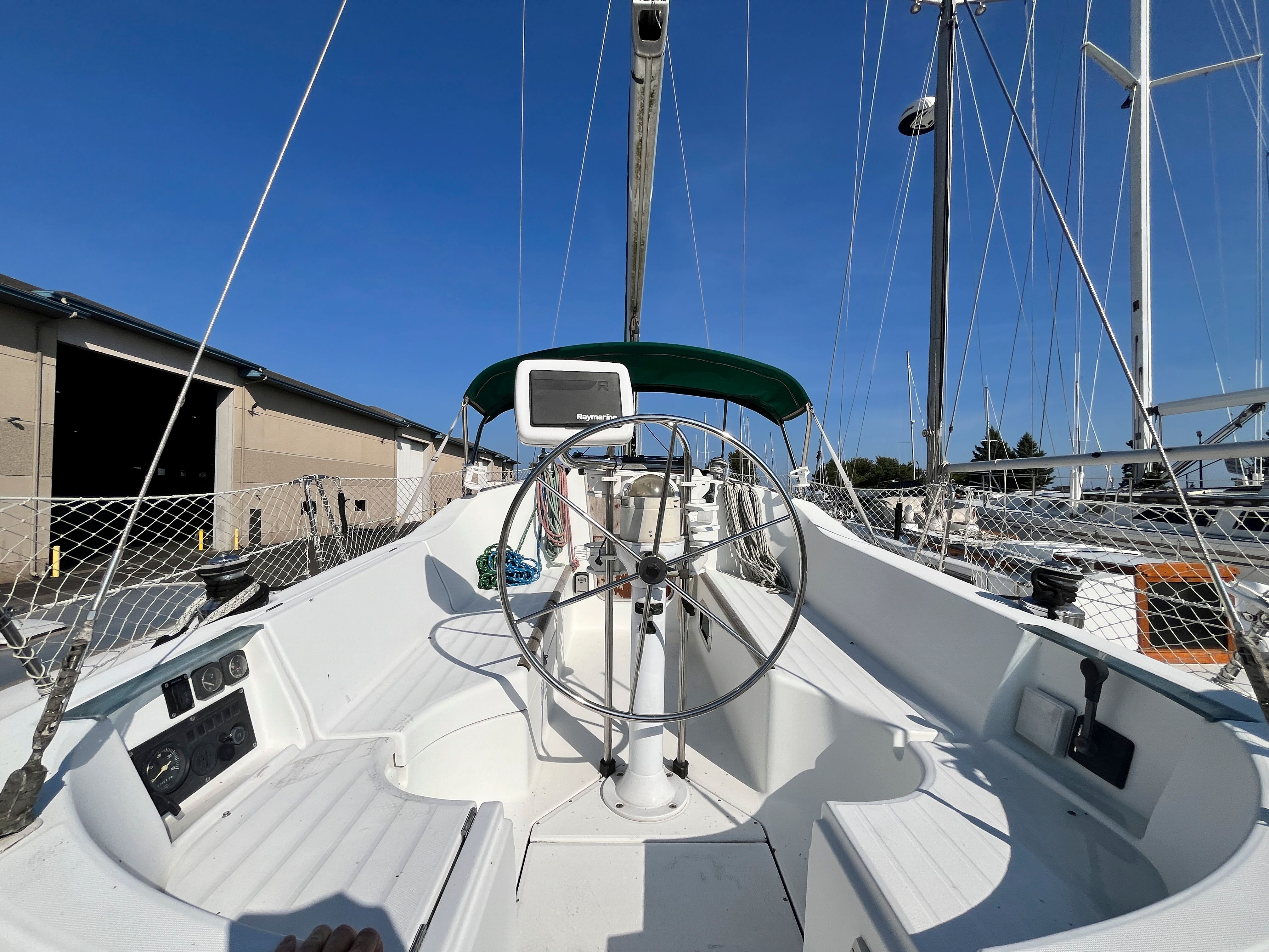 1995 Beneteau Oceanis 321 - 28