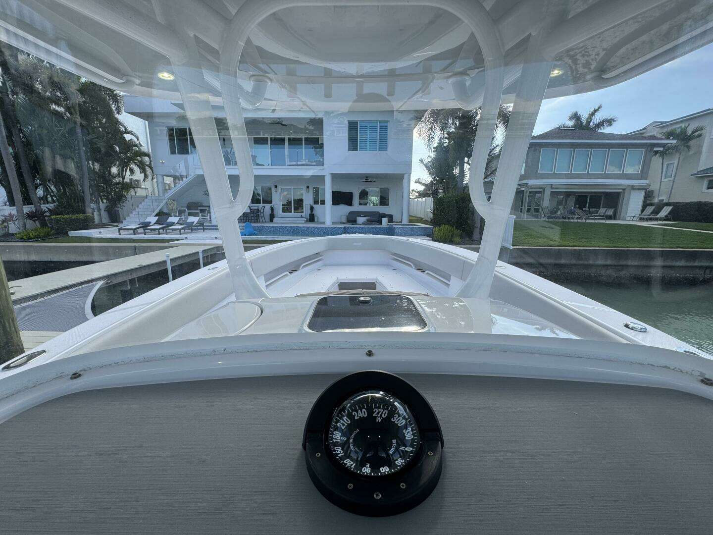 2024 Jupiter 38 HFS - Image 53