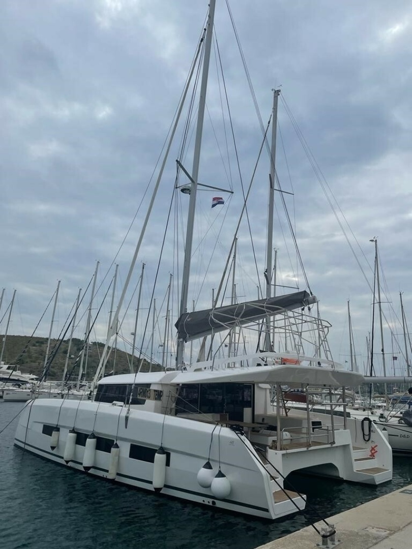 2021 Dufour 48 - Image 10