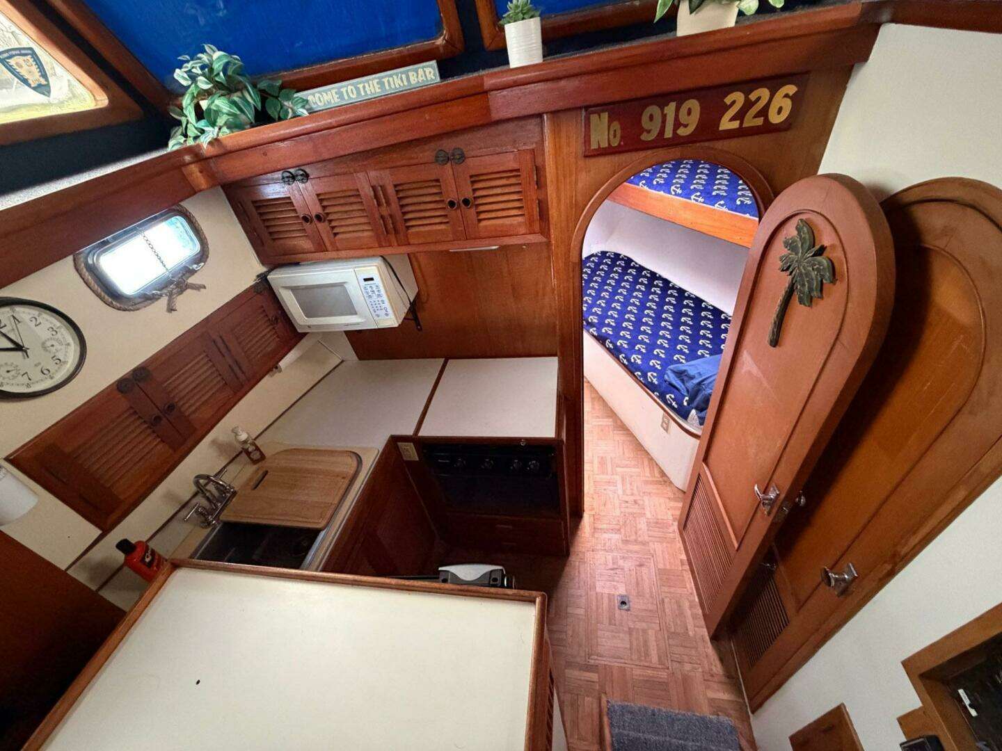 1984 Golden Star Trawler - Image 30