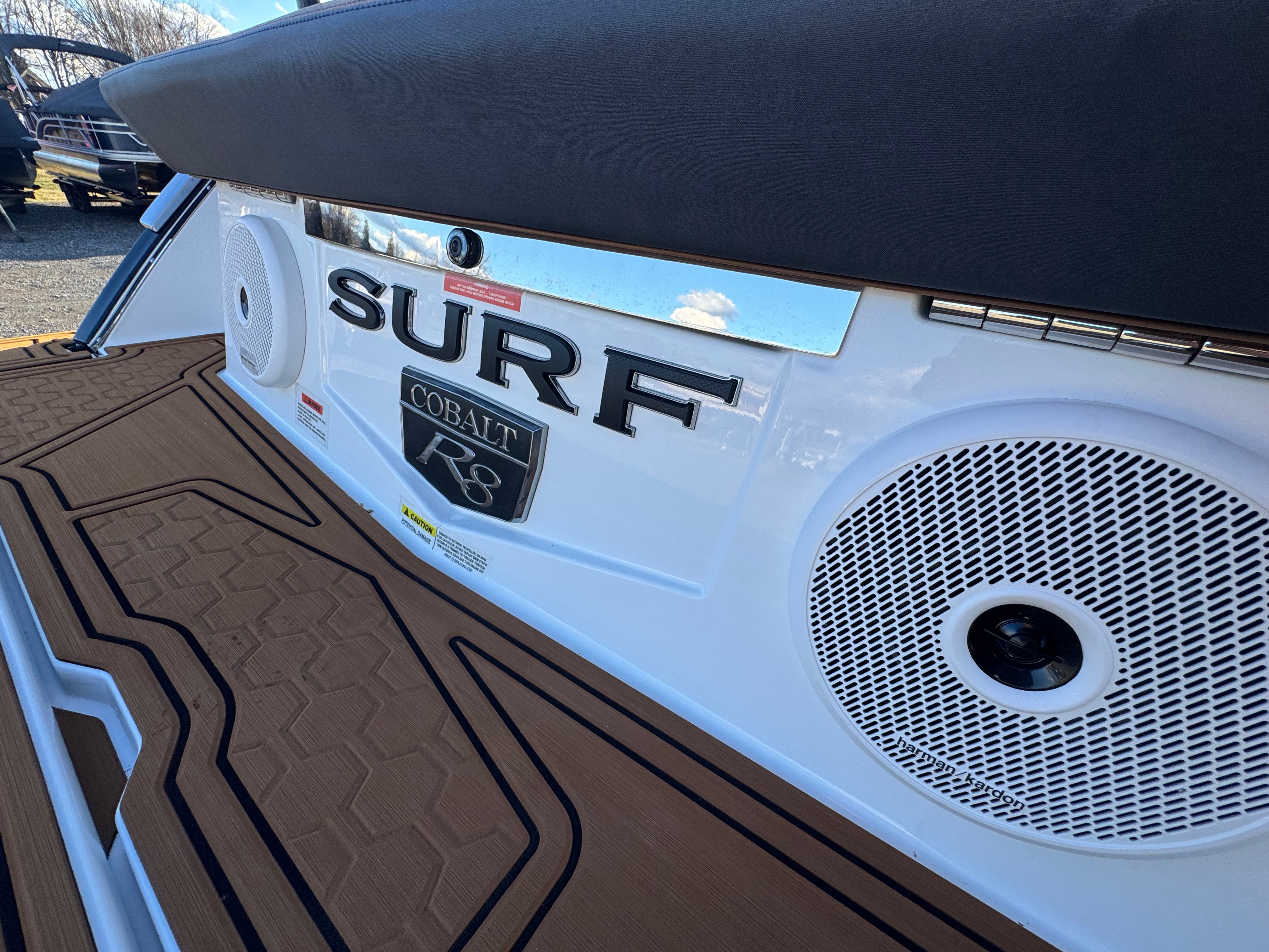 2026 Cobalt R8 Surf - 8