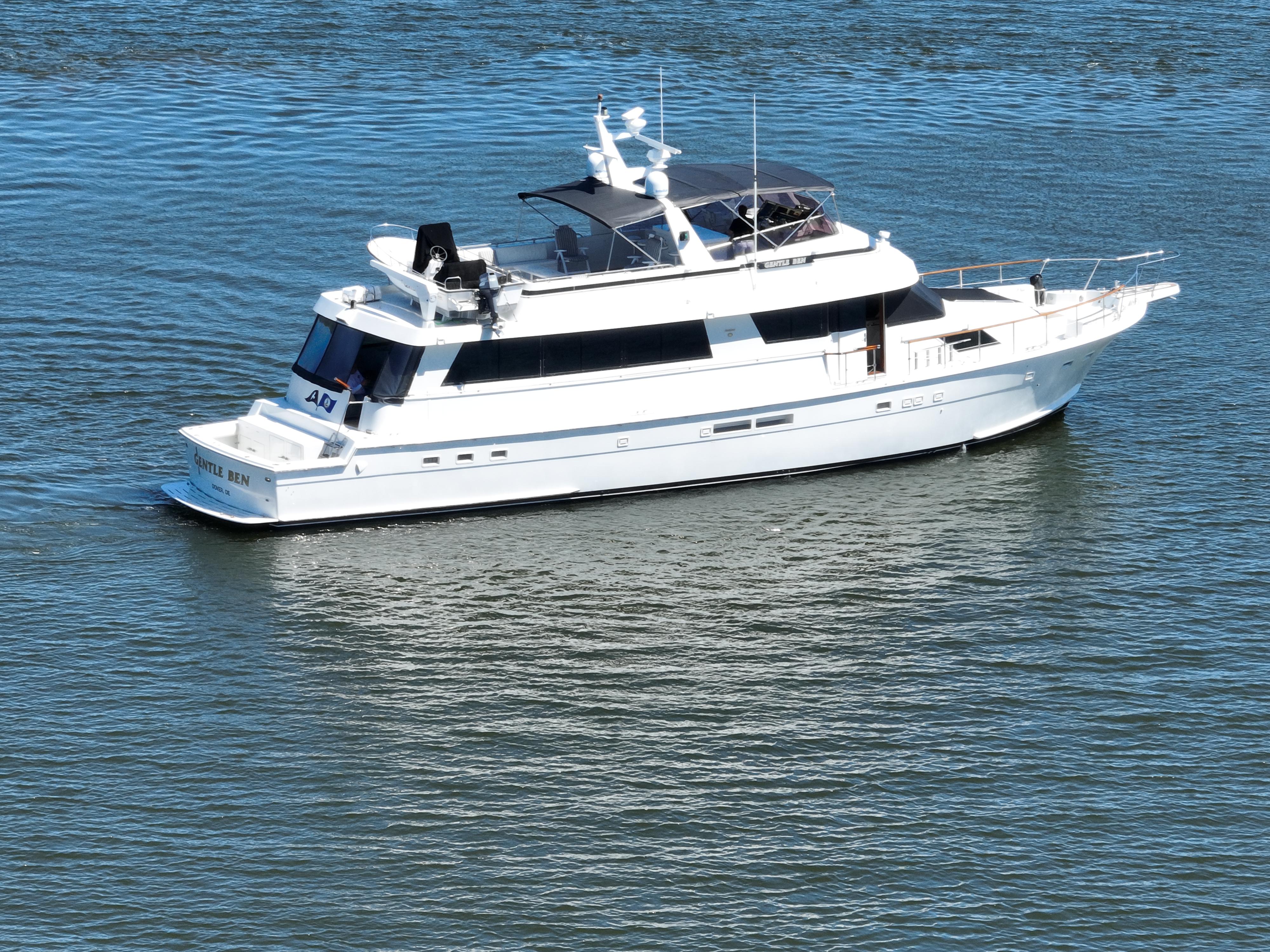 1989 Hatteras 80 Cockpit Motor Yacht