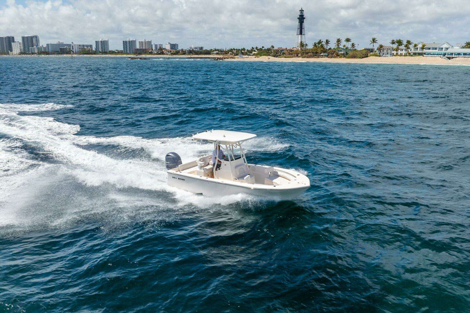 2025 Sea Born LX22 - Image 17