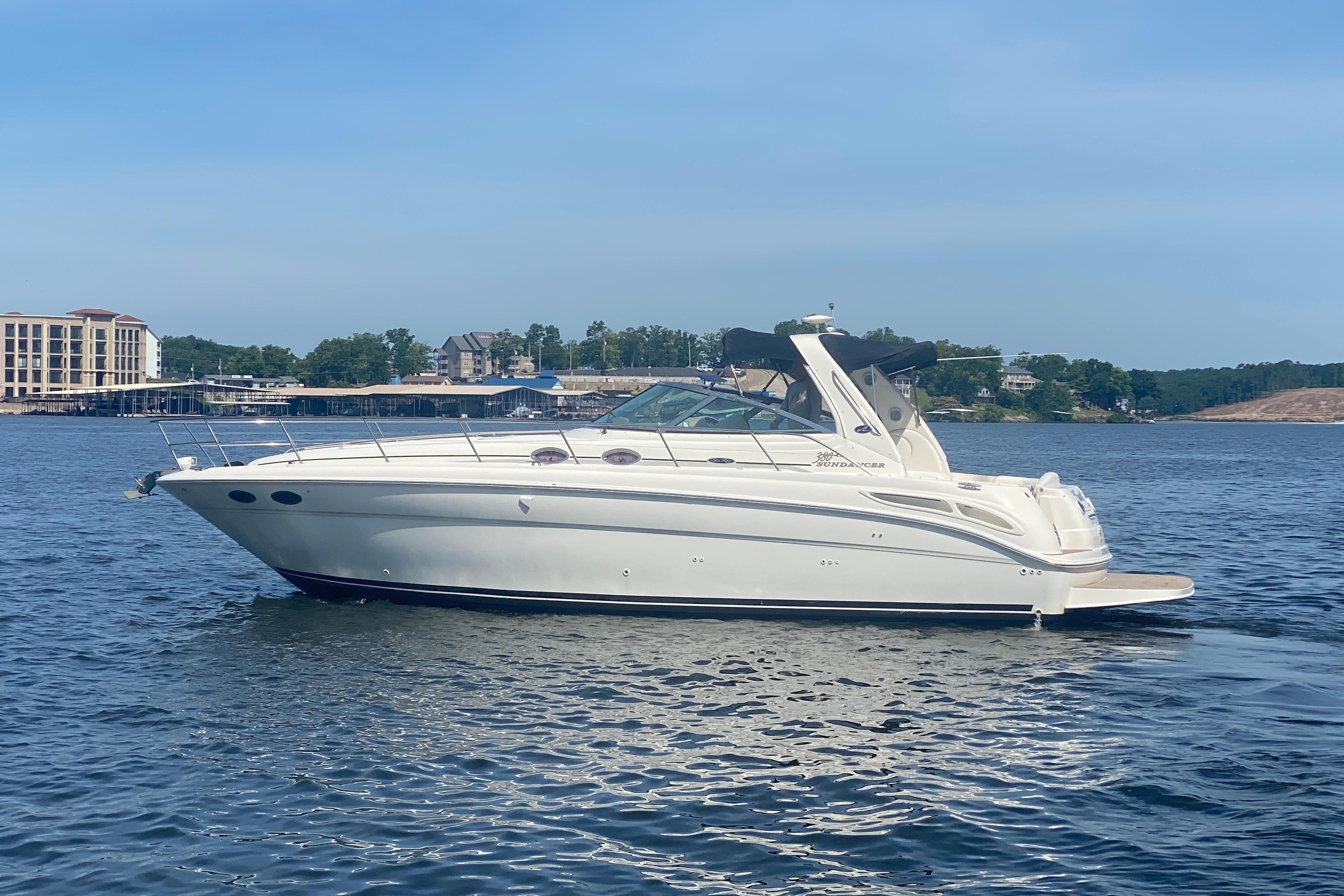 2004 Sea Ray 380 Sundancer