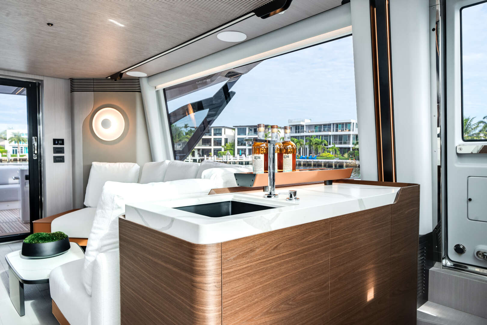 2026 Azimut S8 - Image 33