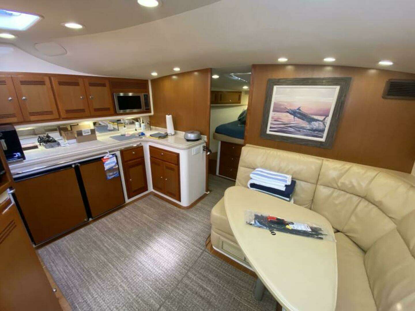 2006 Cabo 40 Express - Image 3