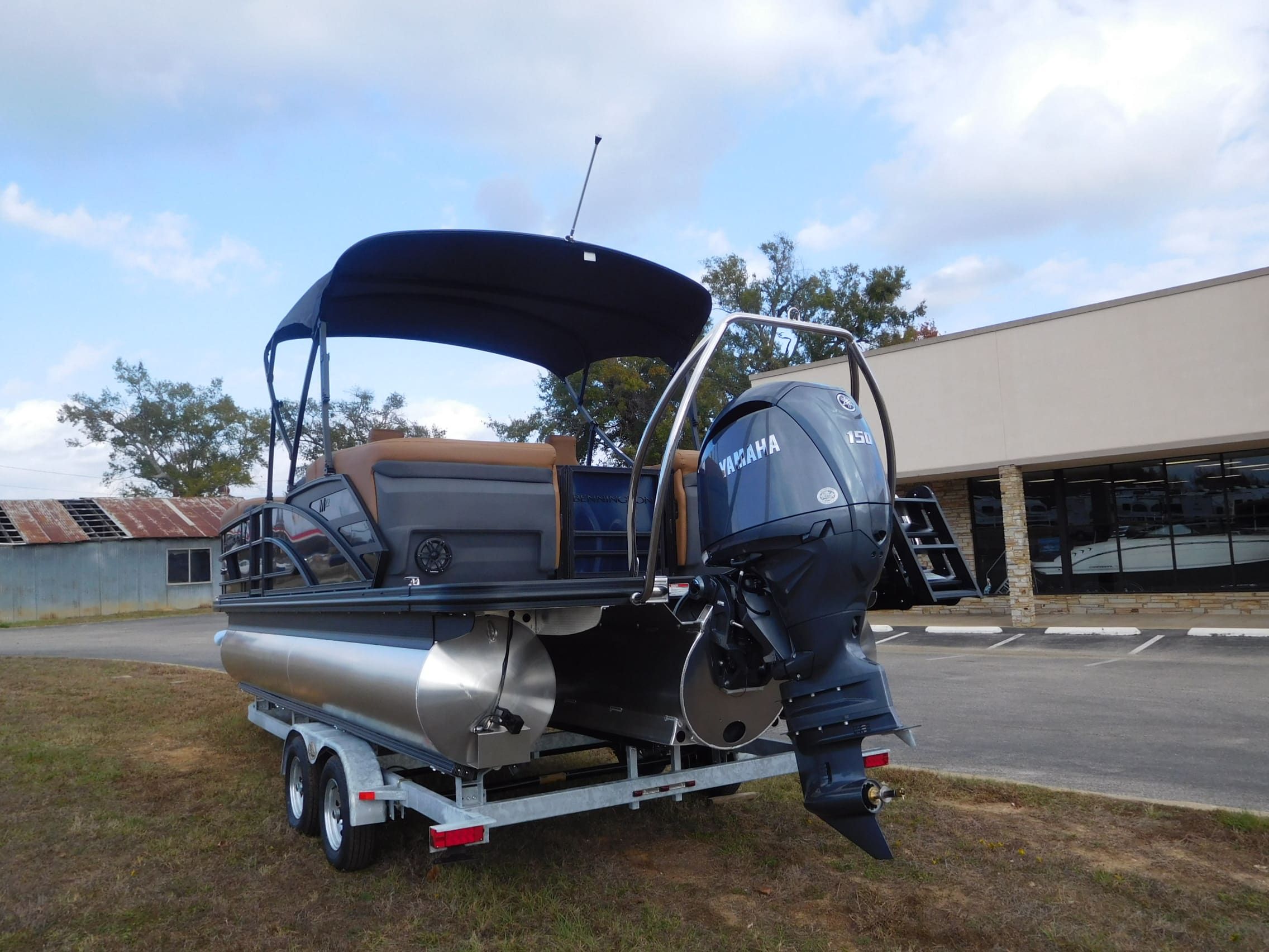 2026 Bennington 22 MFB - 27
