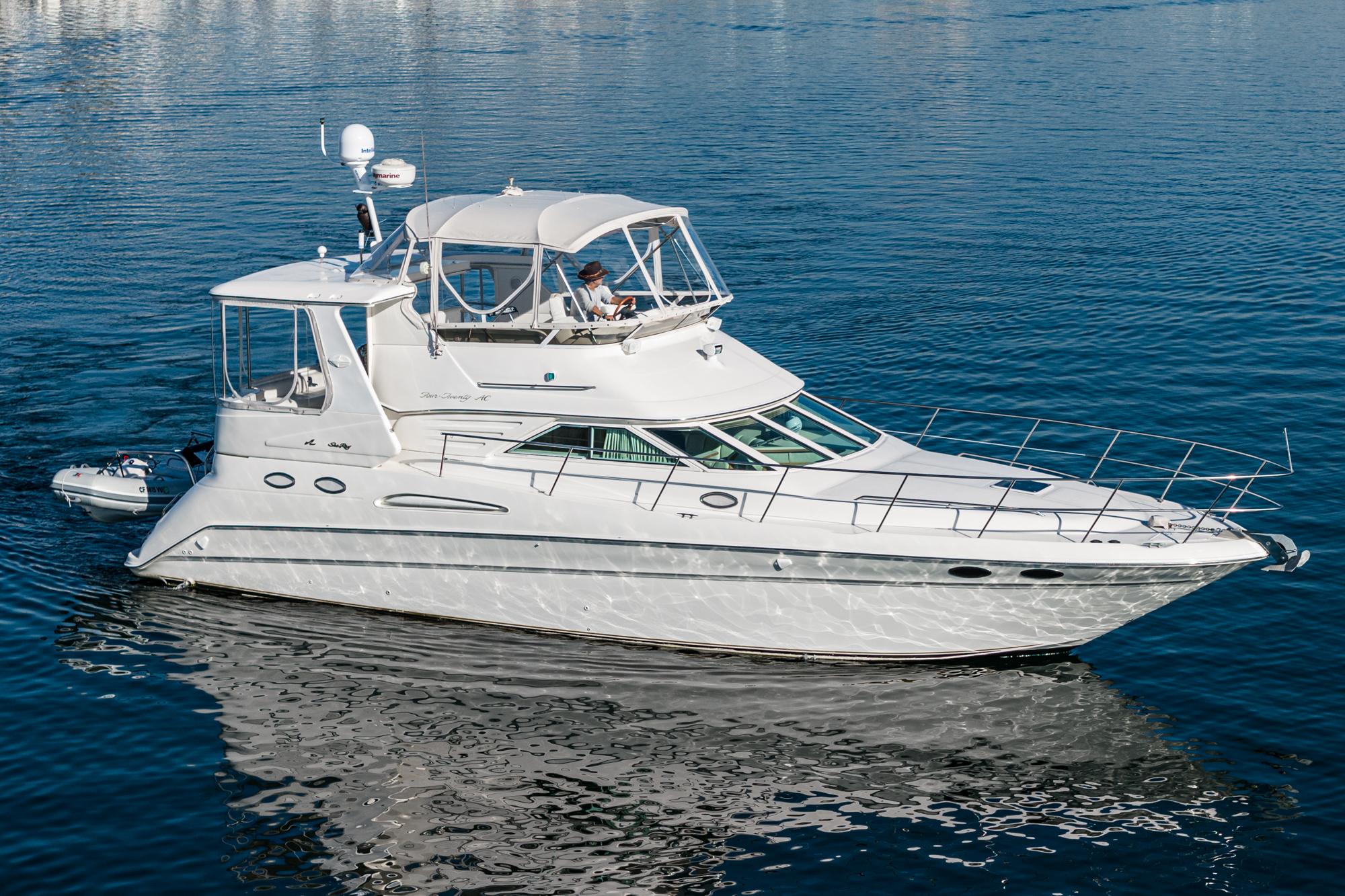 1997 Sea Ray 420 Aft Cabin