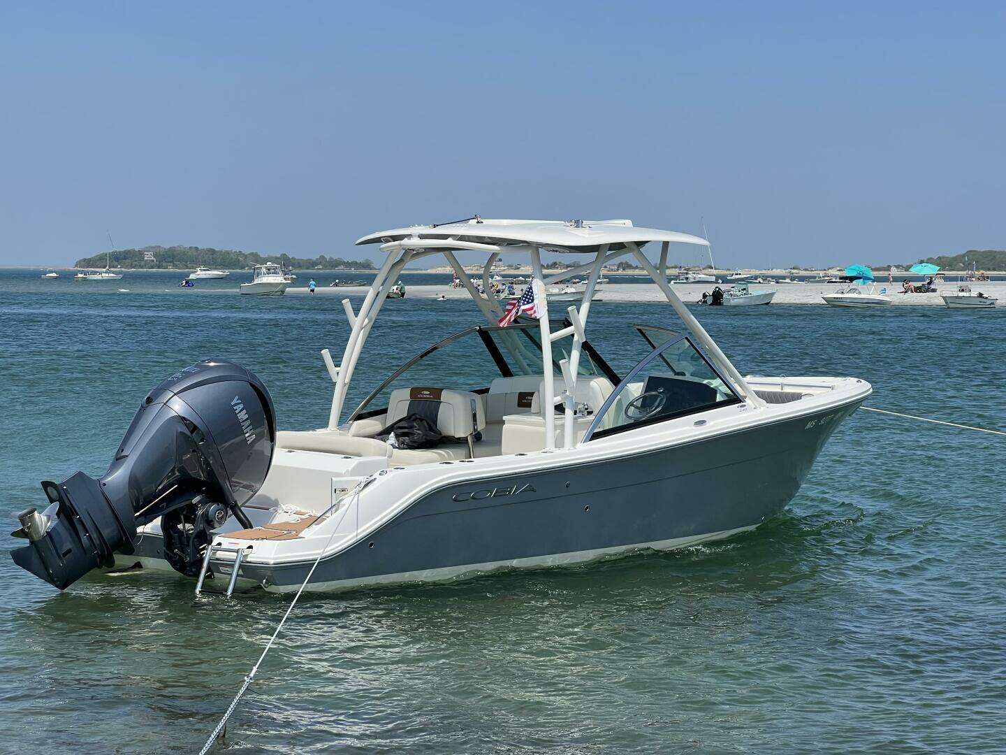 2022 Cobia 240DC - Image 10