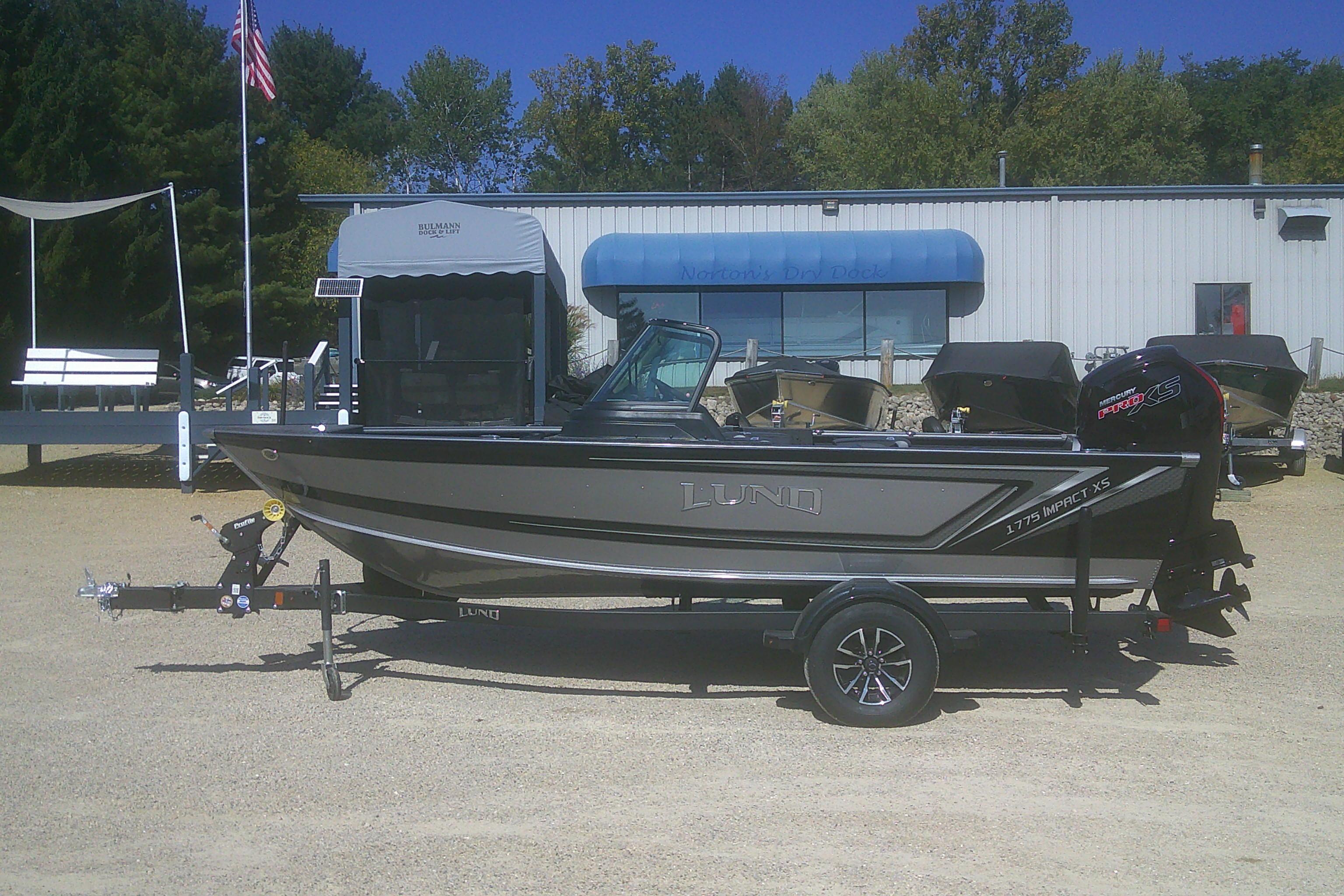2026 Lund 1775 Impact XS Sport