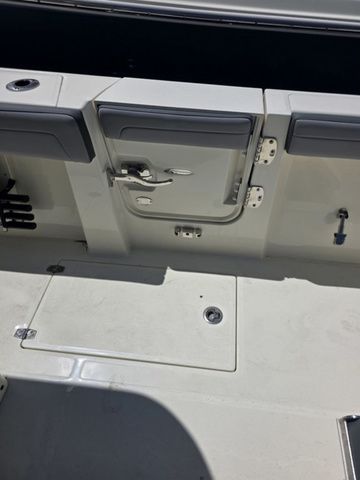 2026 Cobia 285 Open Center Console - 26