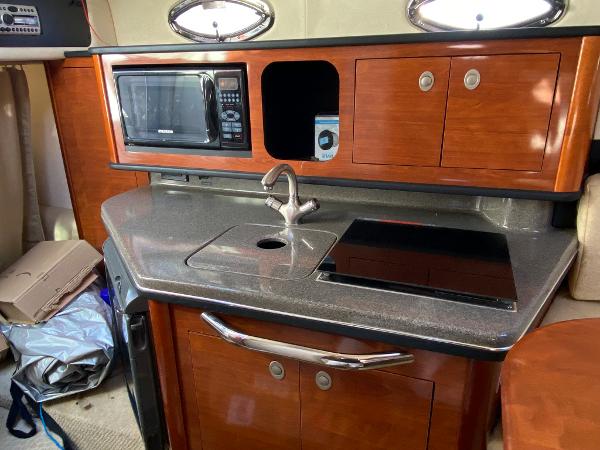 2006 Sea Ray 240 Sundancer - 12