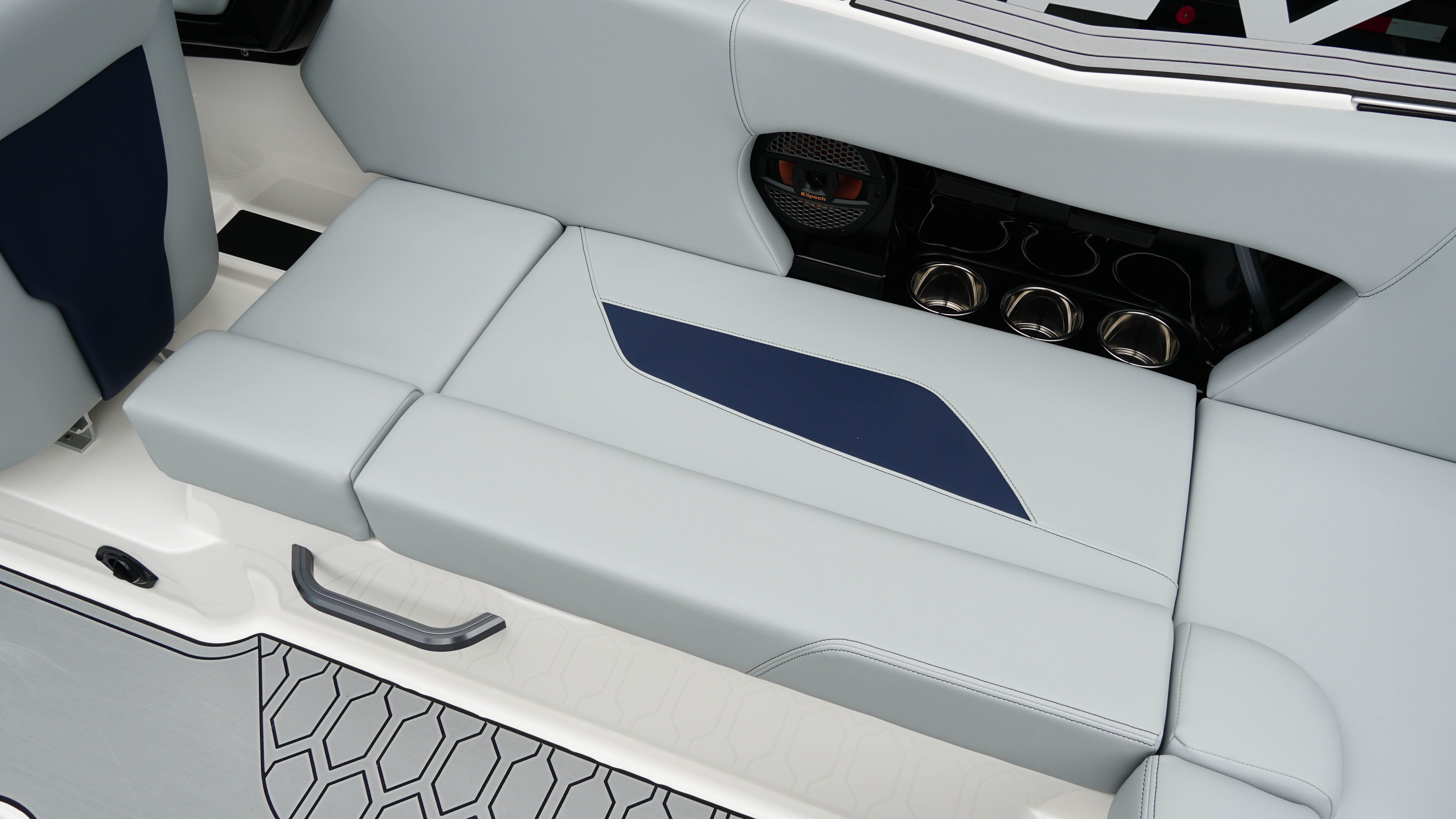 2025 MasterCraft NXT22 - 9