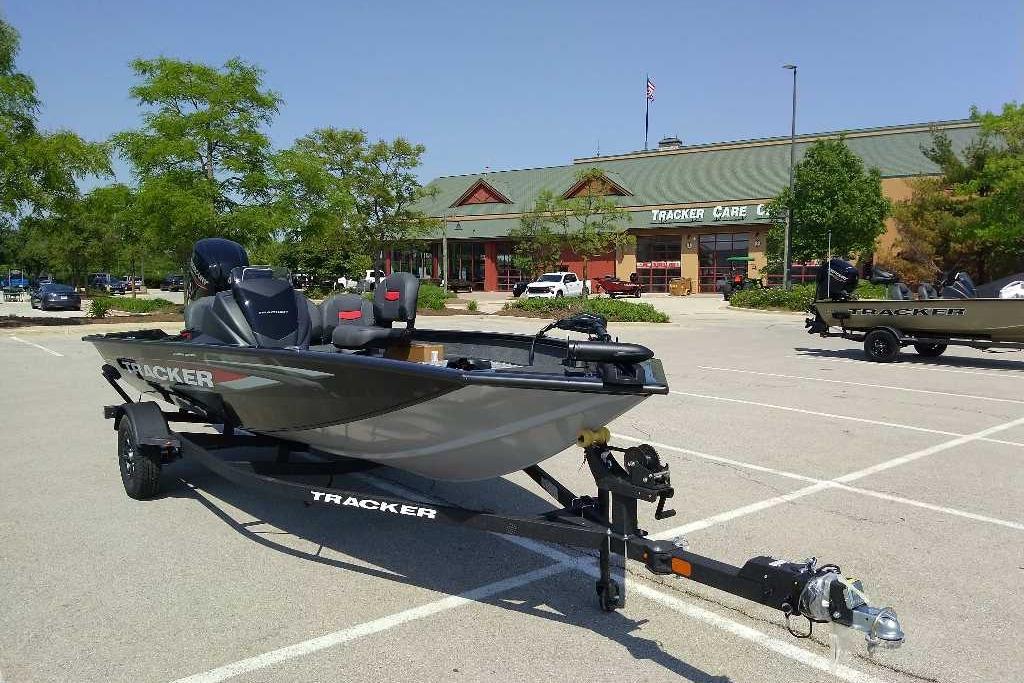 2026 Tracker Pro Team 175 Crappie Edition