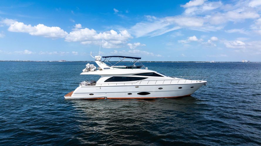 2009 Uniesse 65 Motor Yacht