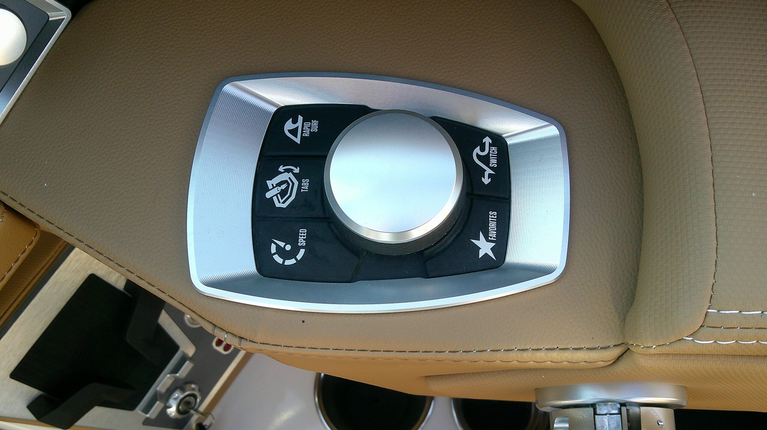 2025 MasterCraft X24 - 9