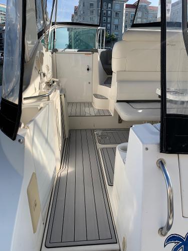 2006 Cruisers Yachts 320 Express - 23