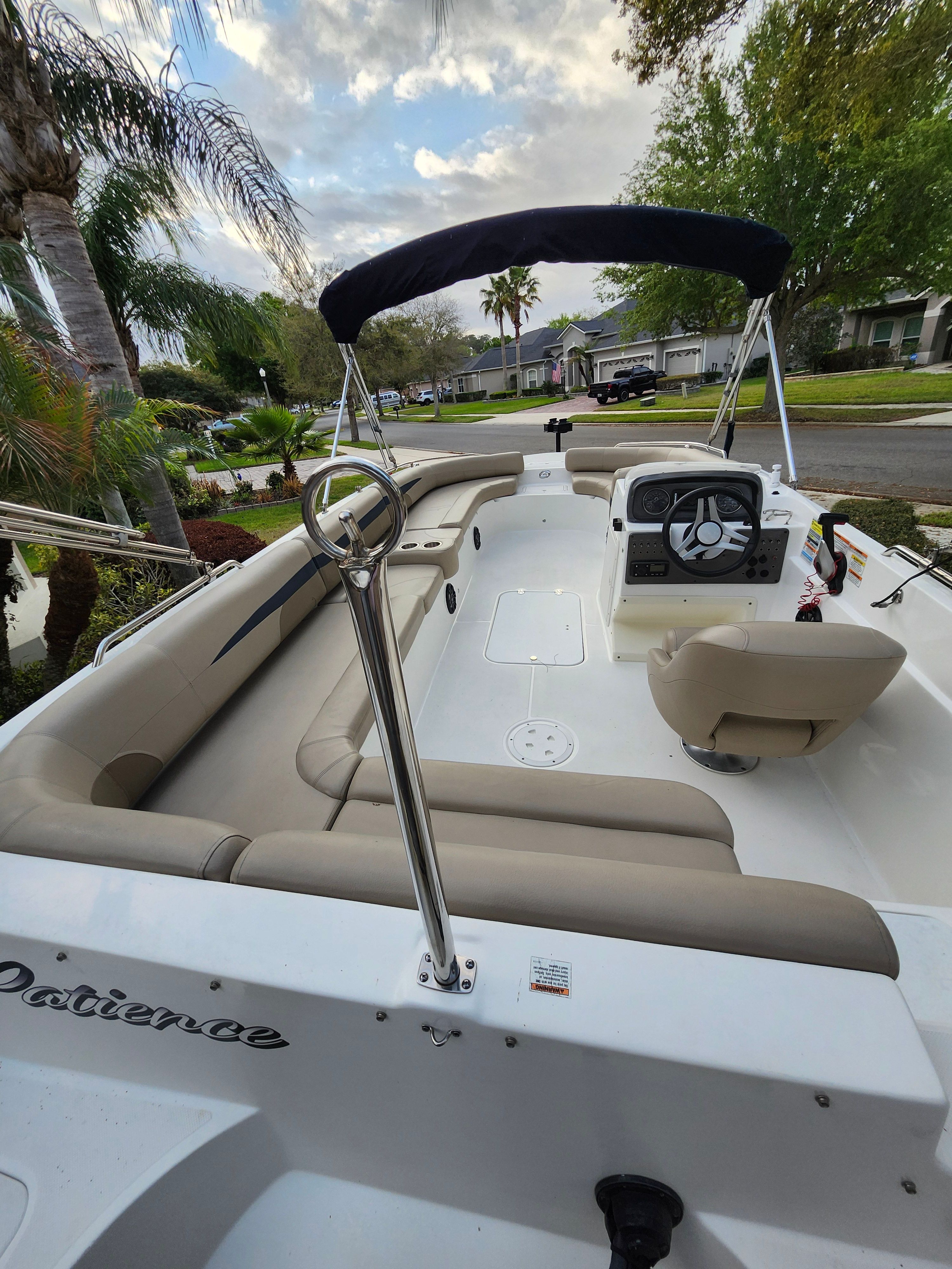 2021 Hurricane SunDeck 201 OB - 29