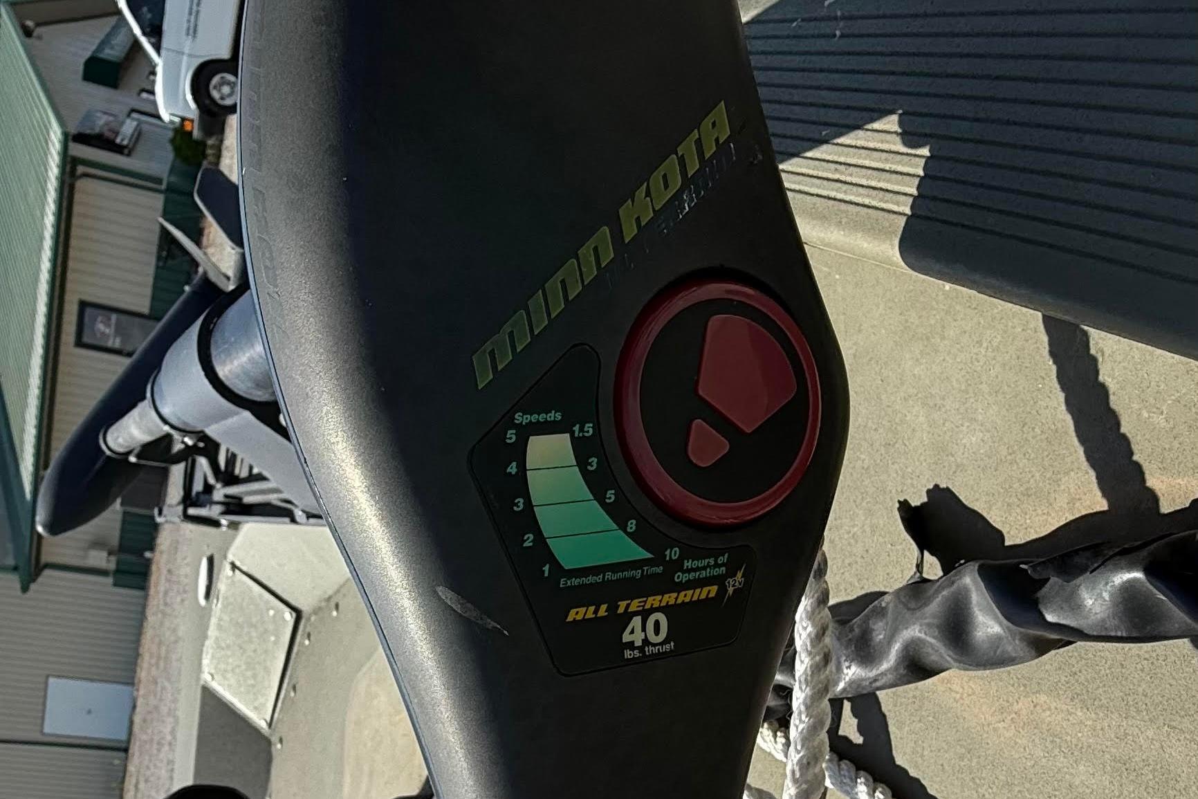Minn Kota trolling motor control on 2019 Tracker Grizzly 1648 SC boat.