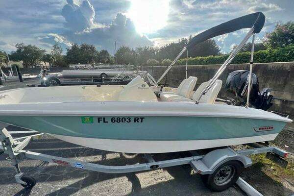 2018 Boston Whaler 150 Super Sport