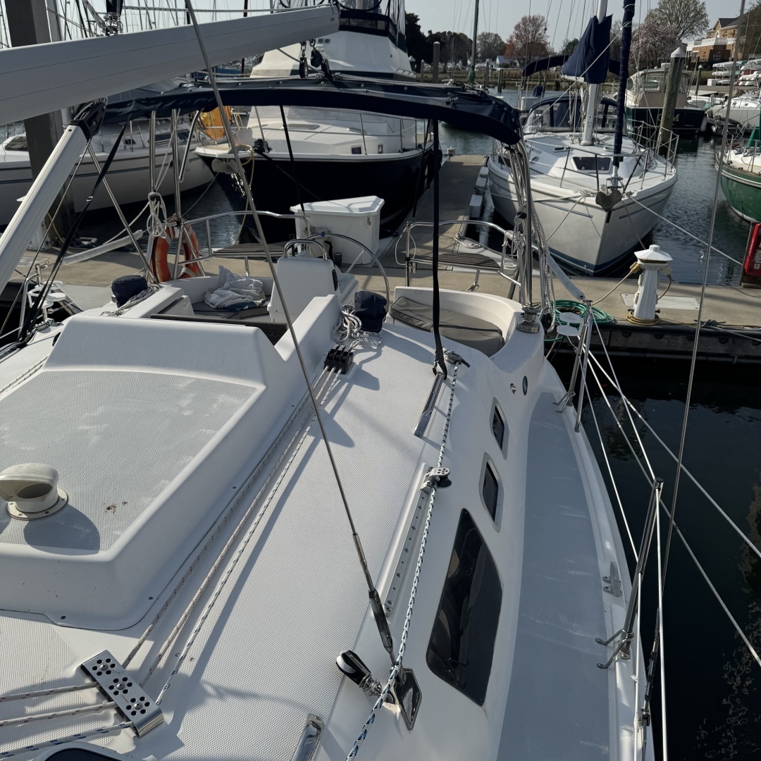 2002 Hunter 326 - Image 31