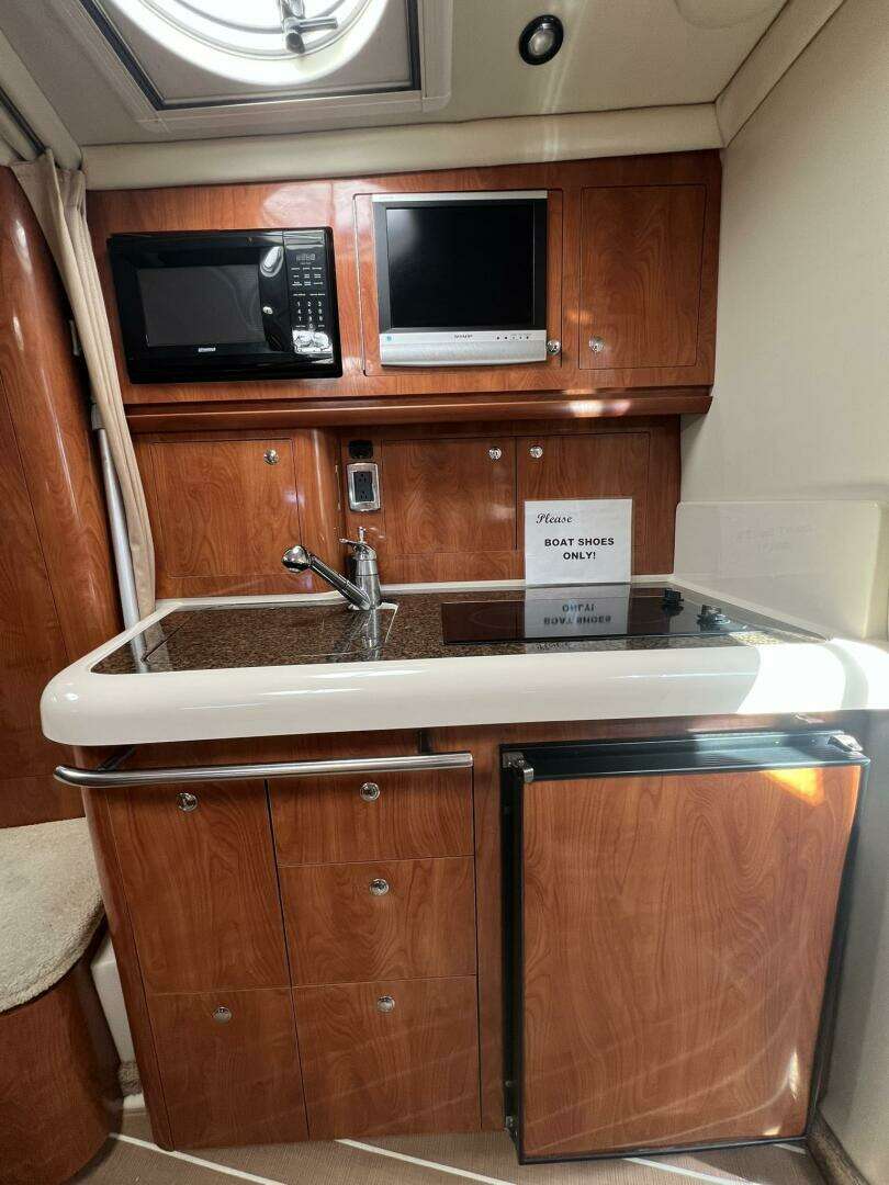 2006 Four Winns 318 Vista - Image 78
