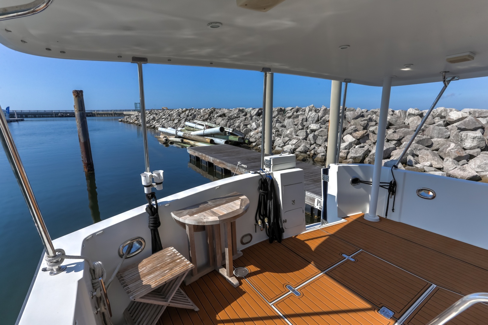 2003 Jefferson 57 Pilothouse - Image 22