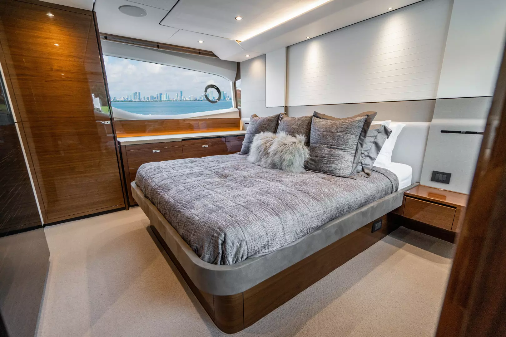 2018 Princess F62 - Image 98
