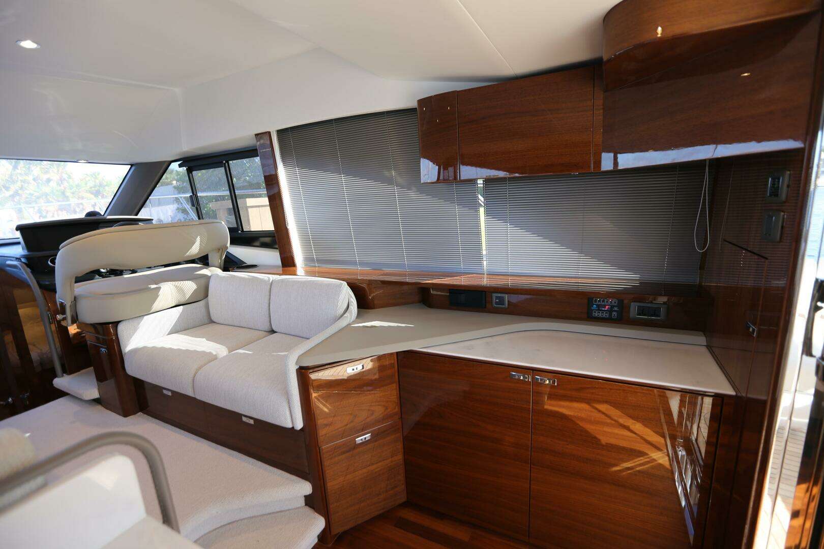 2024 Princess Princess F45 - Image 22