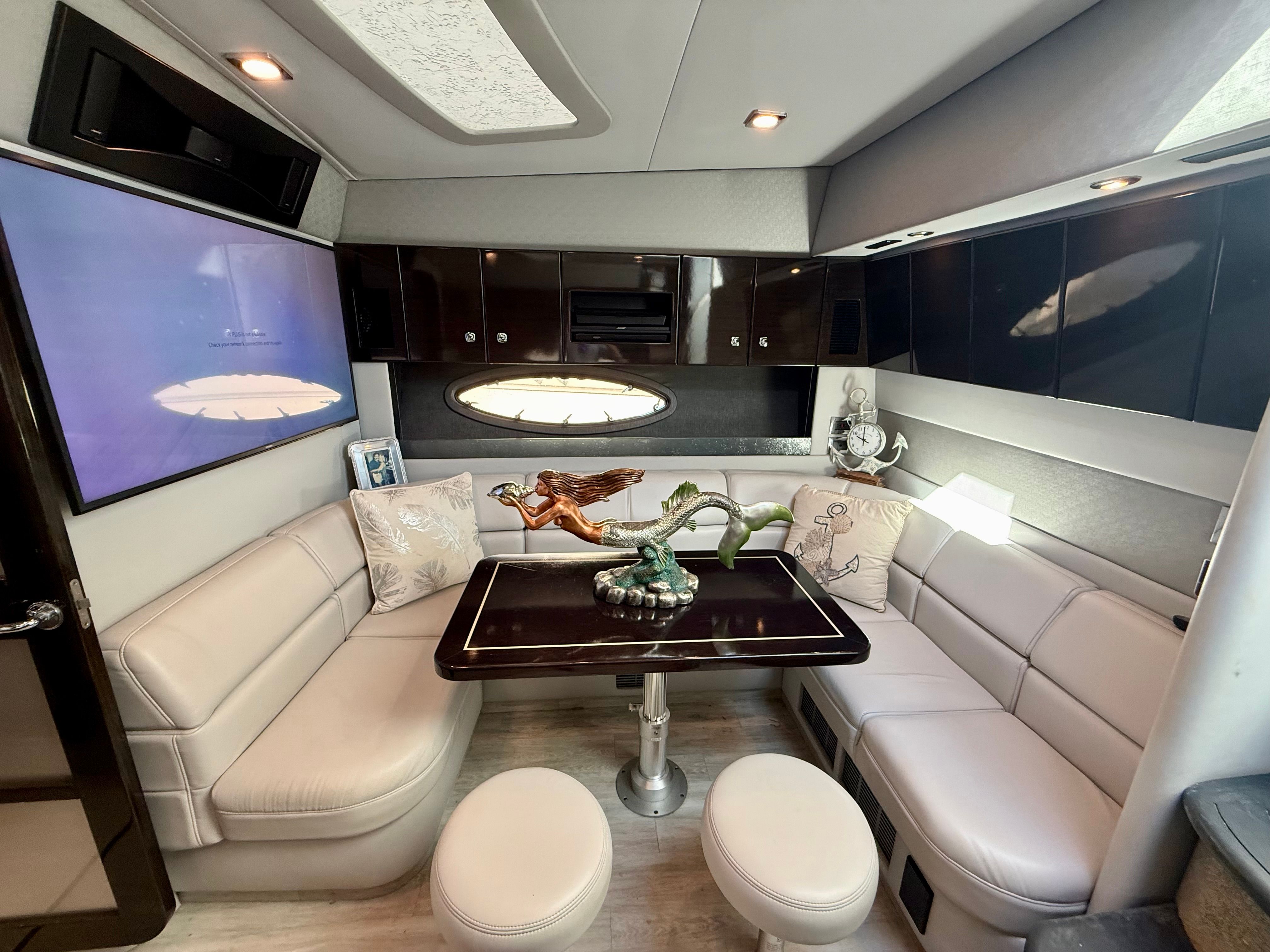 2018 Formula 45 Yacht - 53