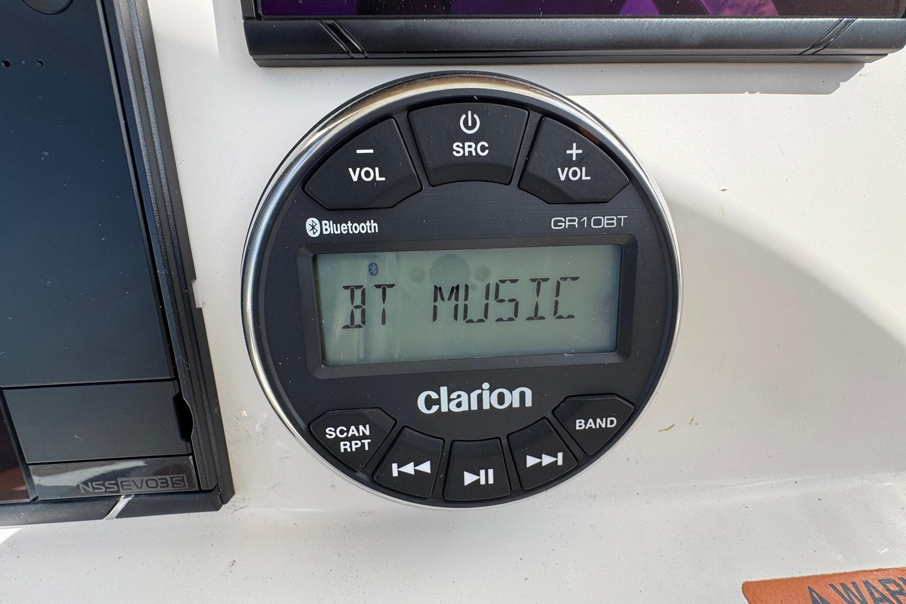 Clarion GR10BT Bluetooth stereo on 2021 Robalo 246 Cayman boat dashboard.