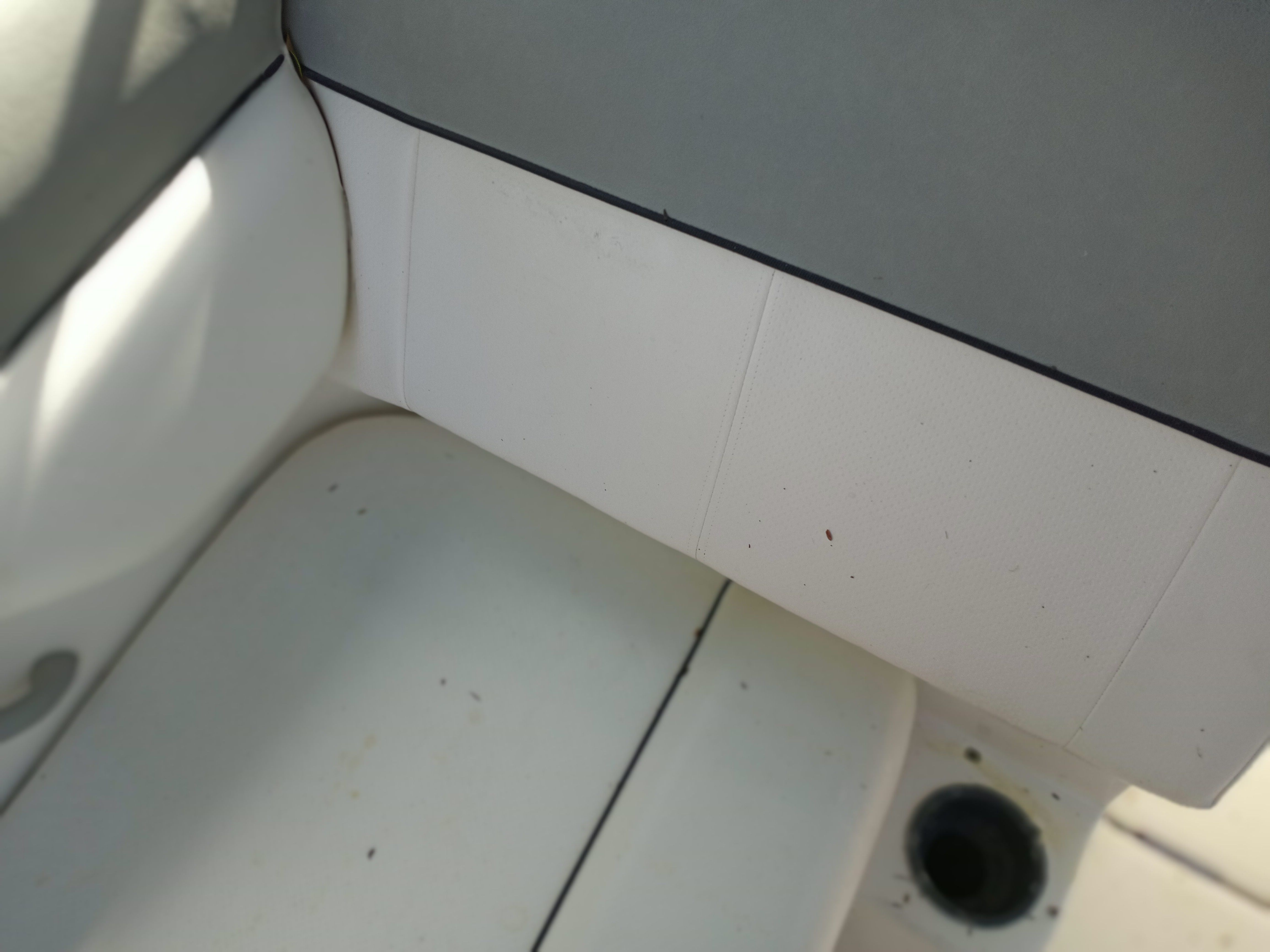 2013 Bayliner Deck Boat - 9