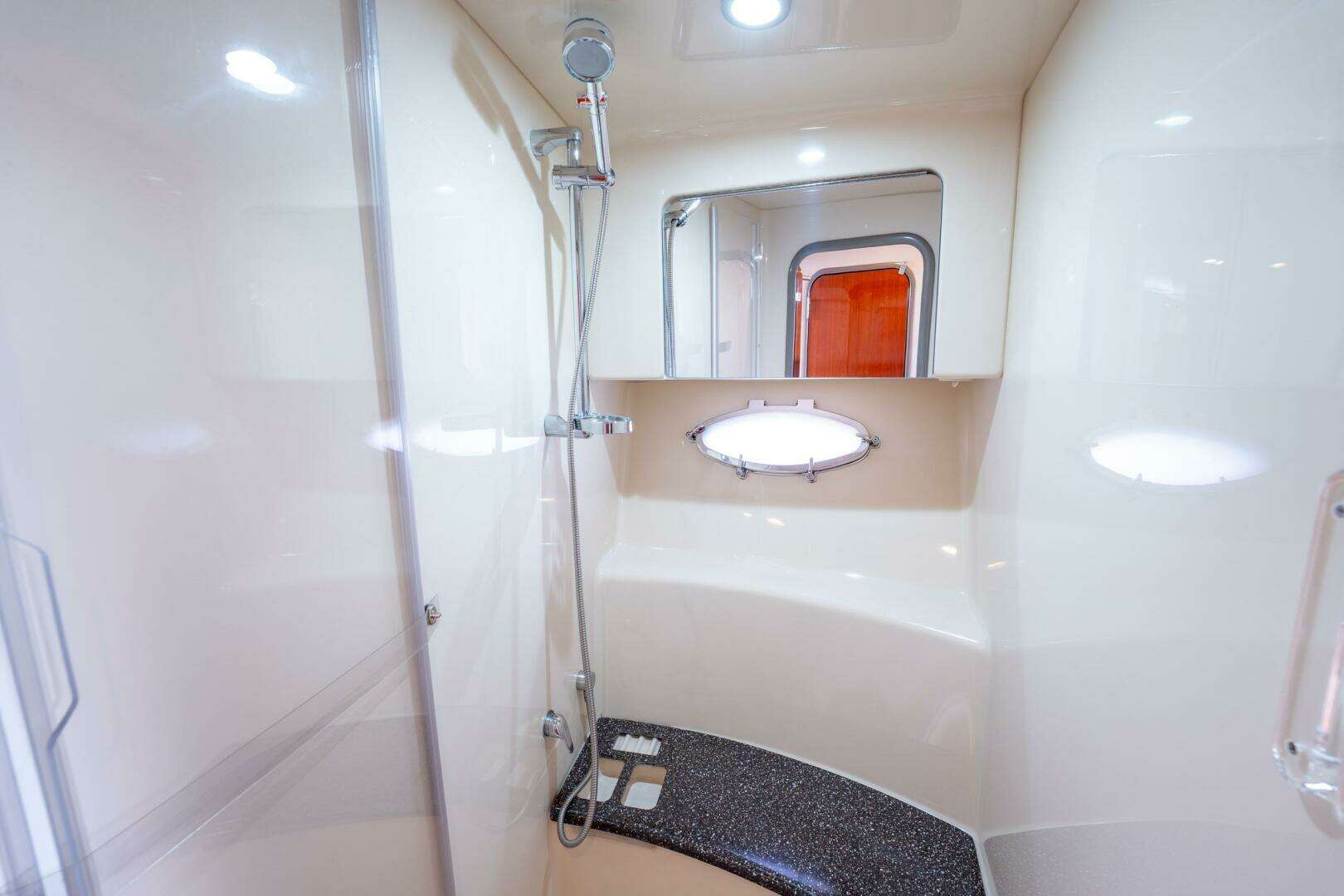 2007 Formula 45 Yacht - Image 68