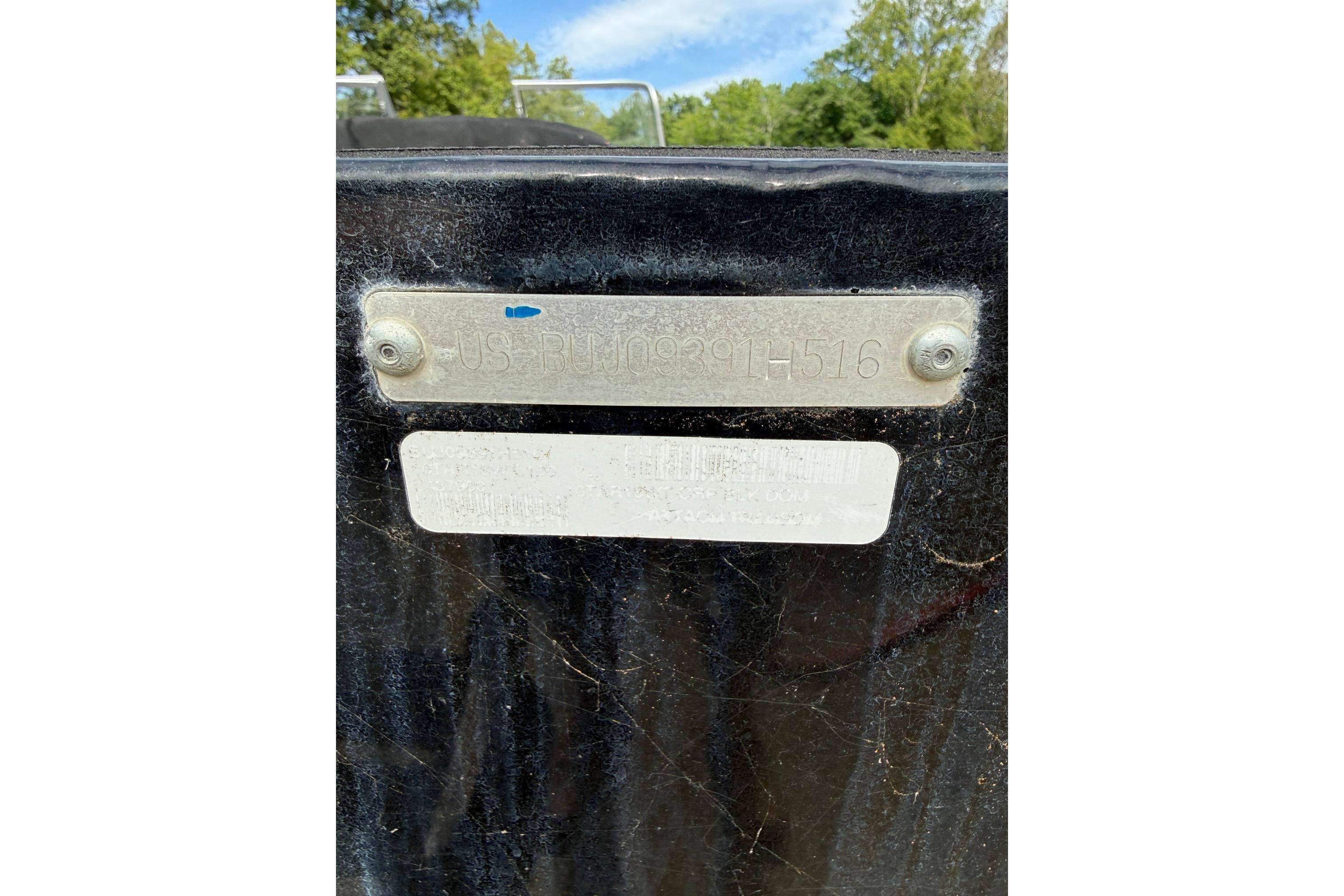 2016 Tracker Targa V-18 WT boat identification plate with serial number.