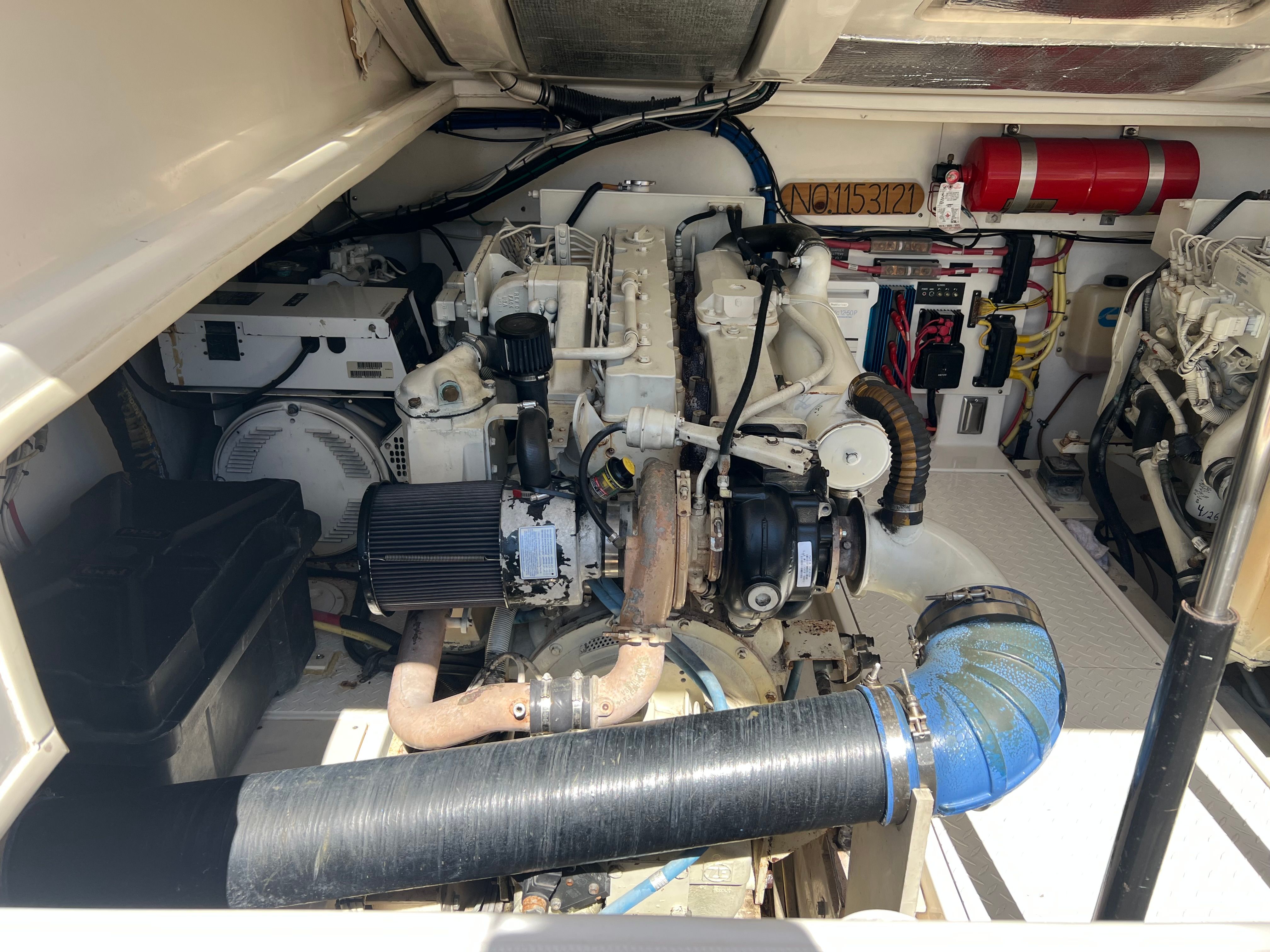 2004 Rampage 38 Express - 36