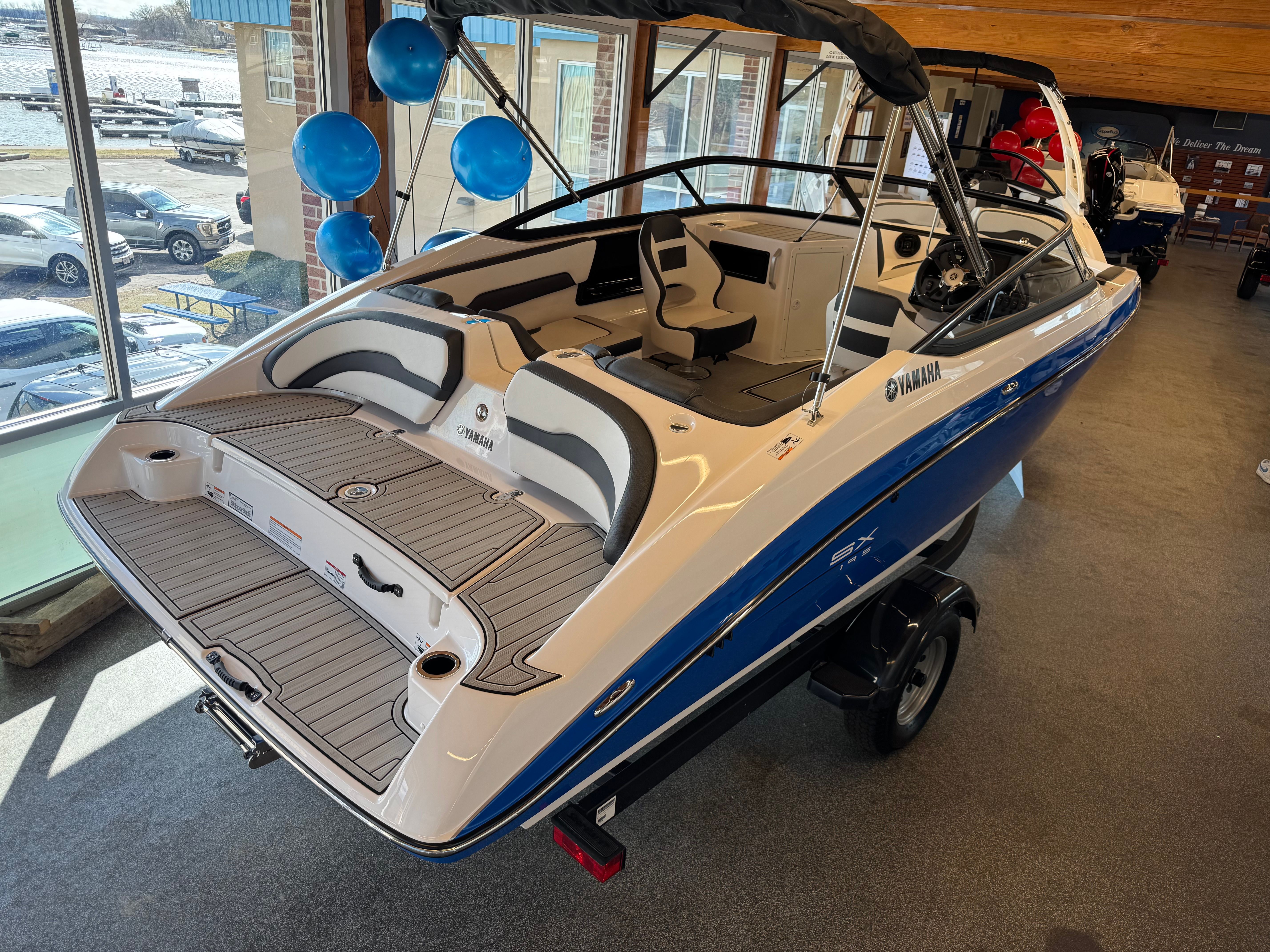 2025 Yamaha Boats SX195 - 3