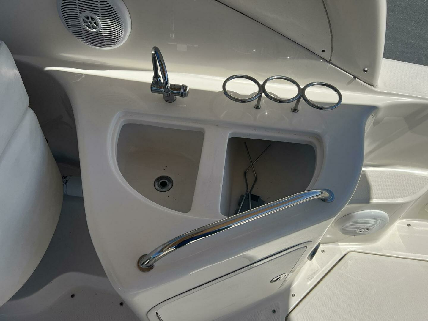 2005 Sea Ray 280 Sundancer - Image 13