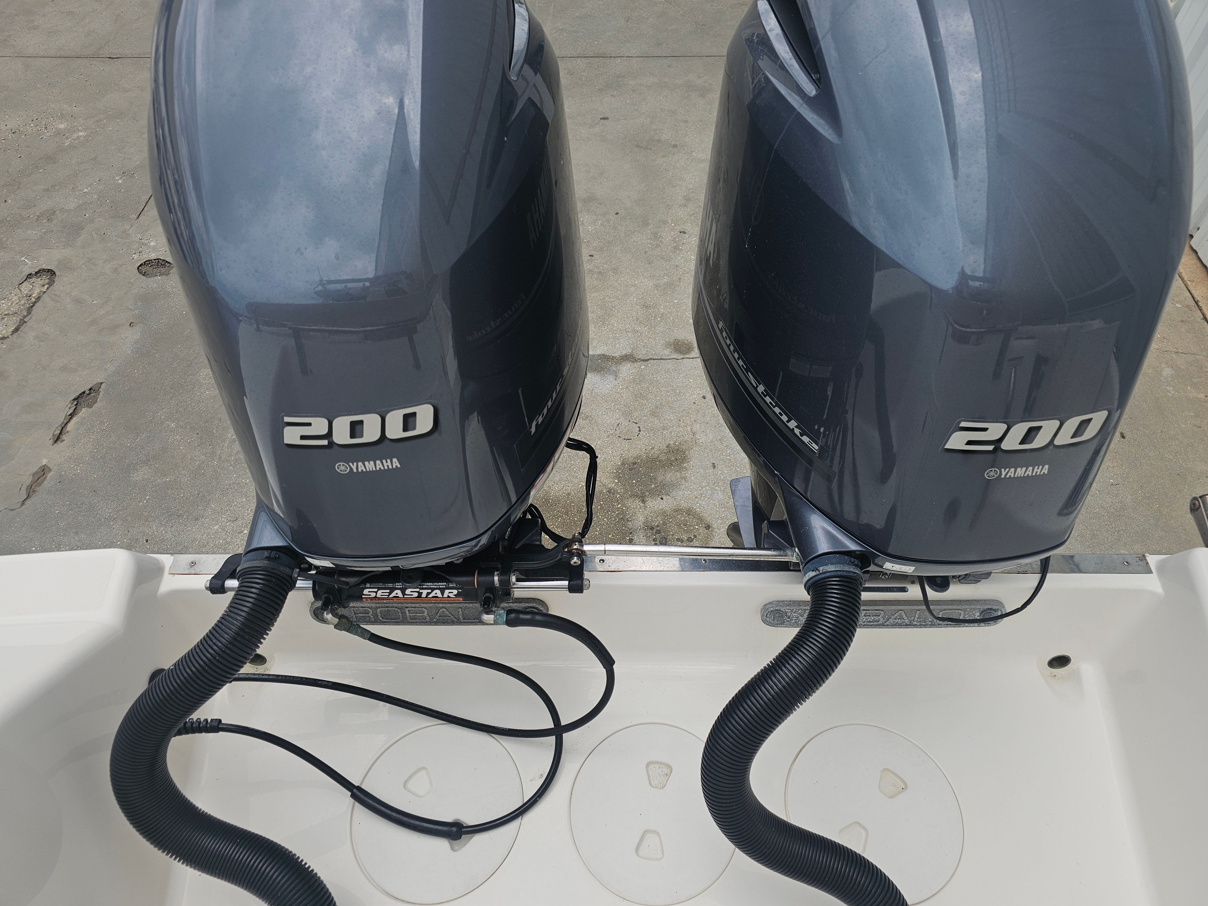 2017 Robalo R265 Walkaround - 18